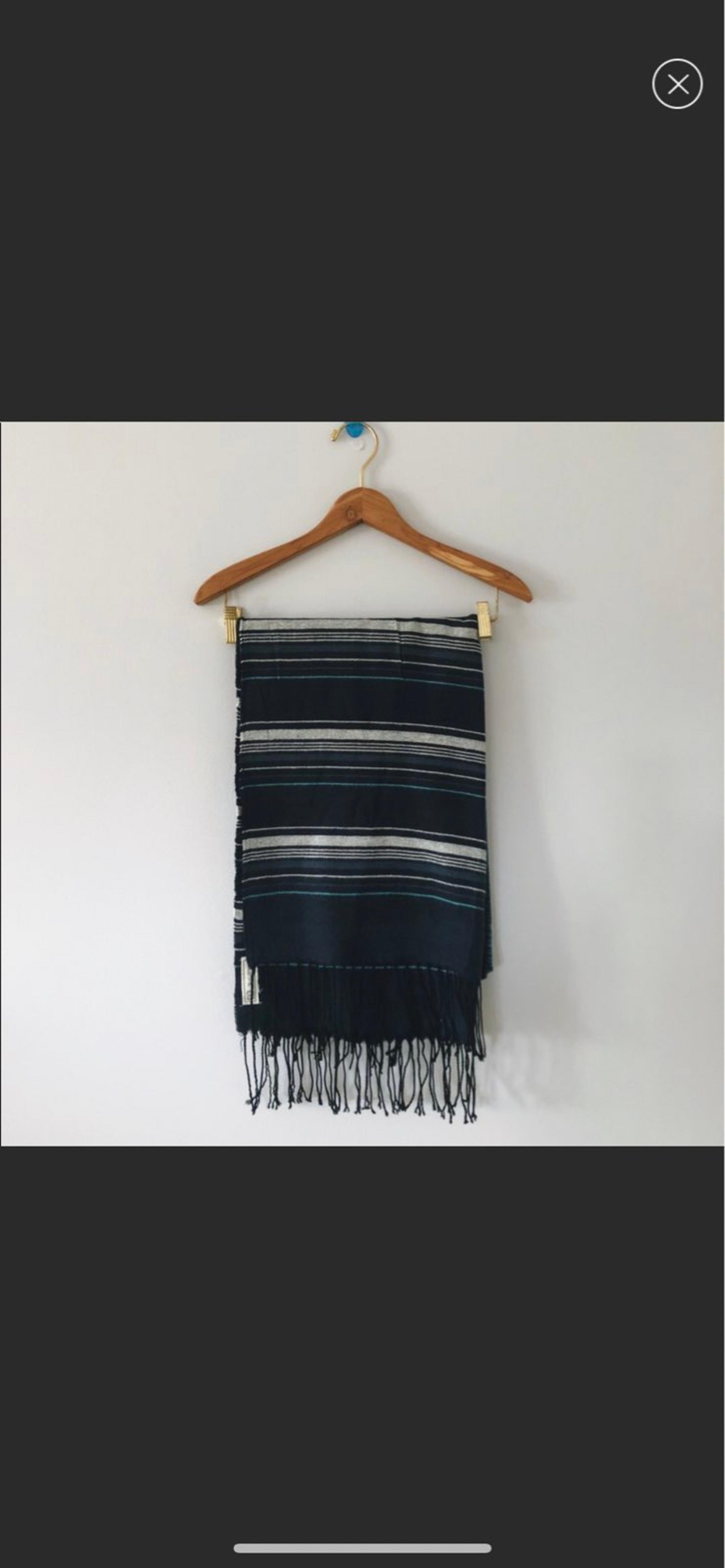 Abercrombie and Fitch Scarf