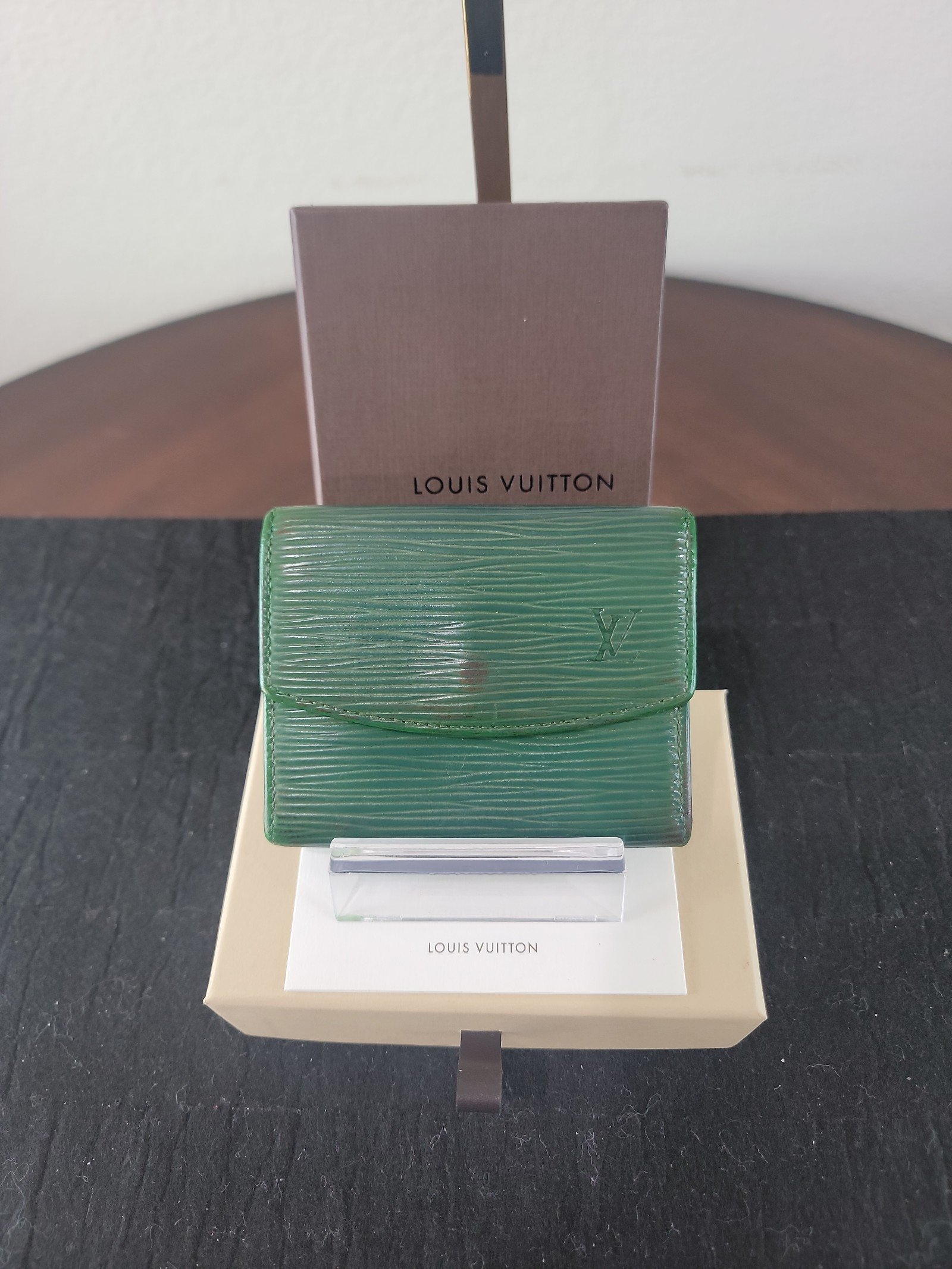 LOUIS VUITTON Epi Porte Monnaie Boite Coin Case