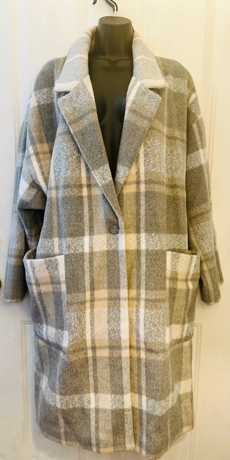Women’s Gray Peacoat
