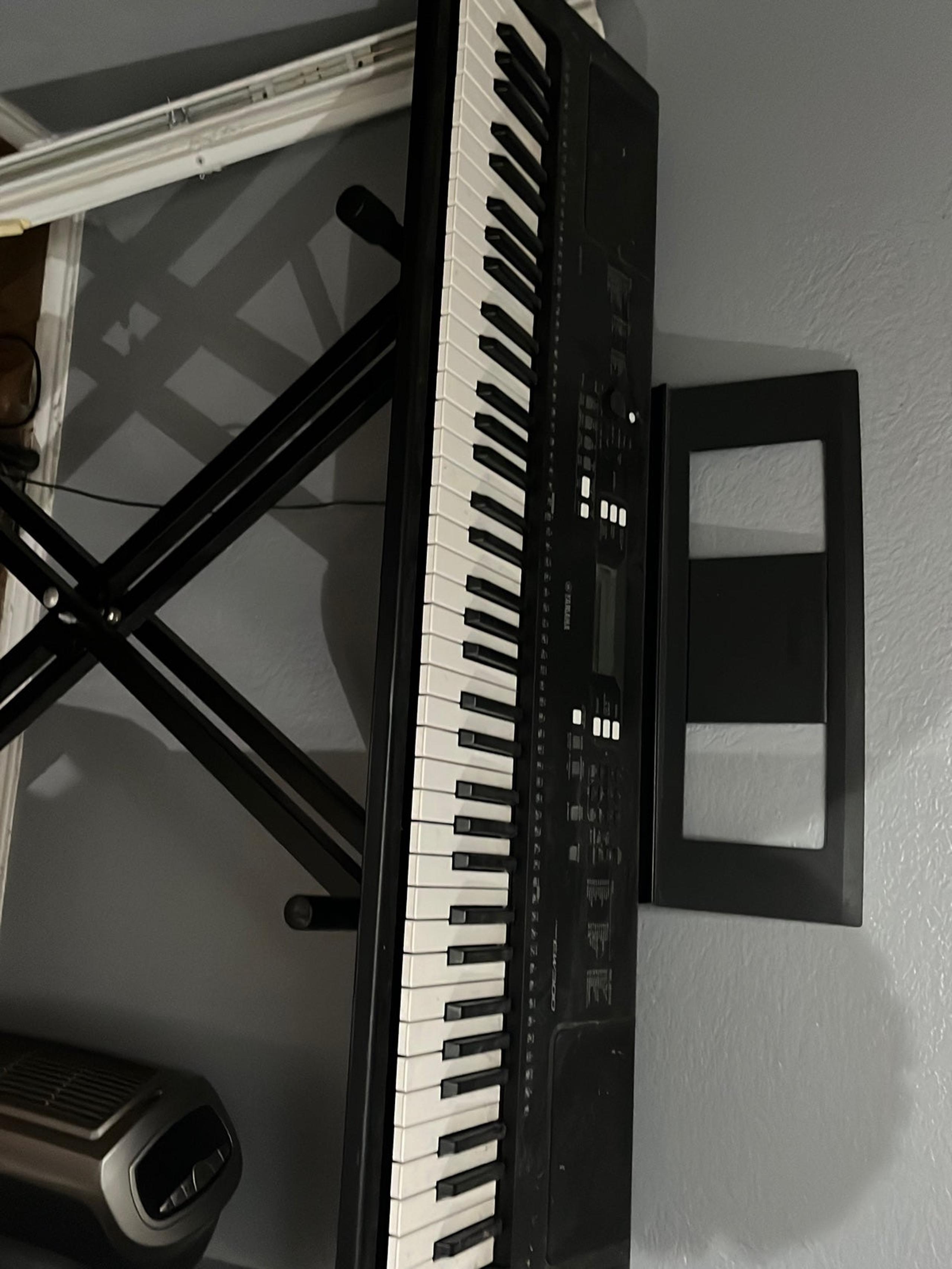 A piano