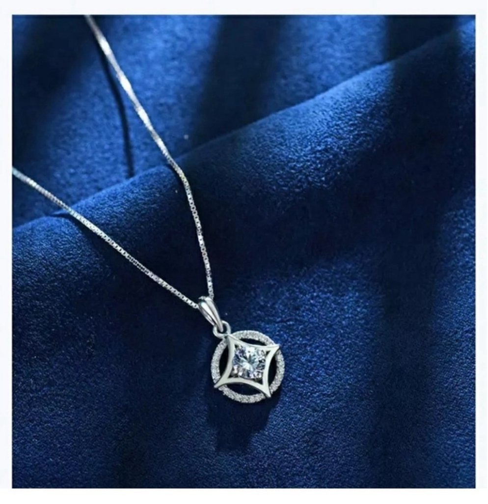 NEW Women’s Halo Circle Simulated Diamond 925 Sterling Silver Necklace, 16-18”