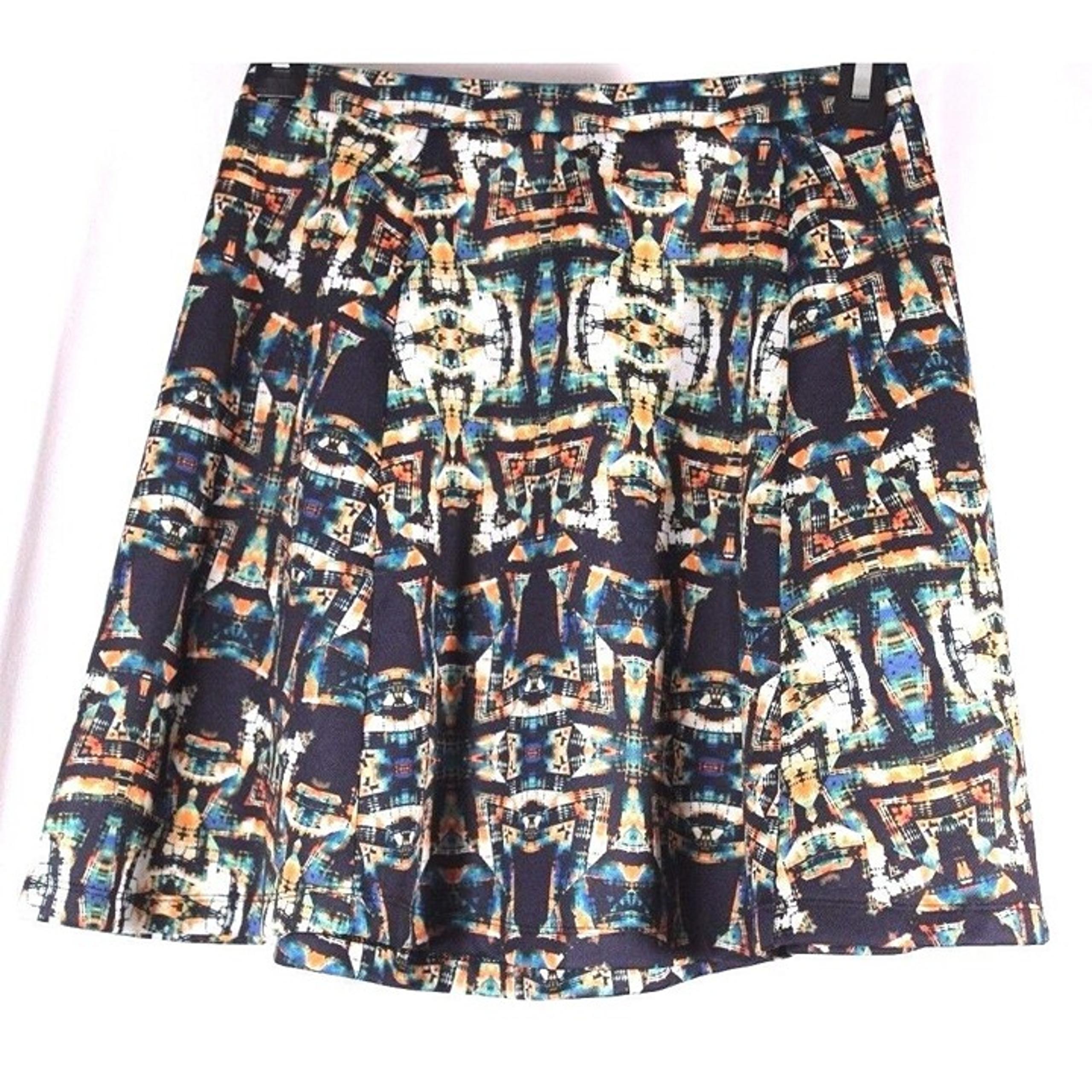 Size S Multi-Color Geometric Knit Short Skirt Casual Mini Lily White