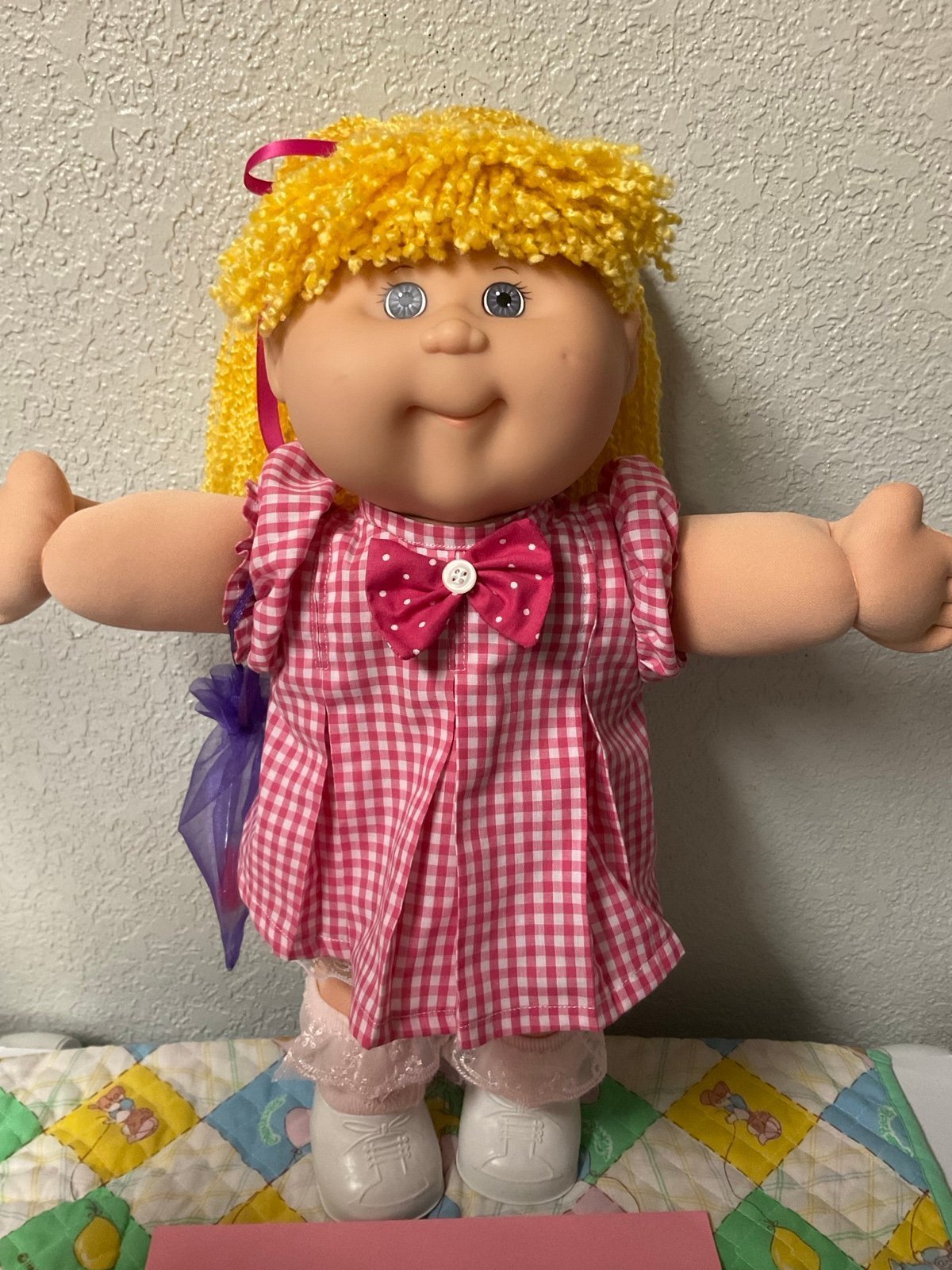 Vintage Cabbage Patch Kid Girl Play Along PA-2 Gold Hair Gray Eyes 2004