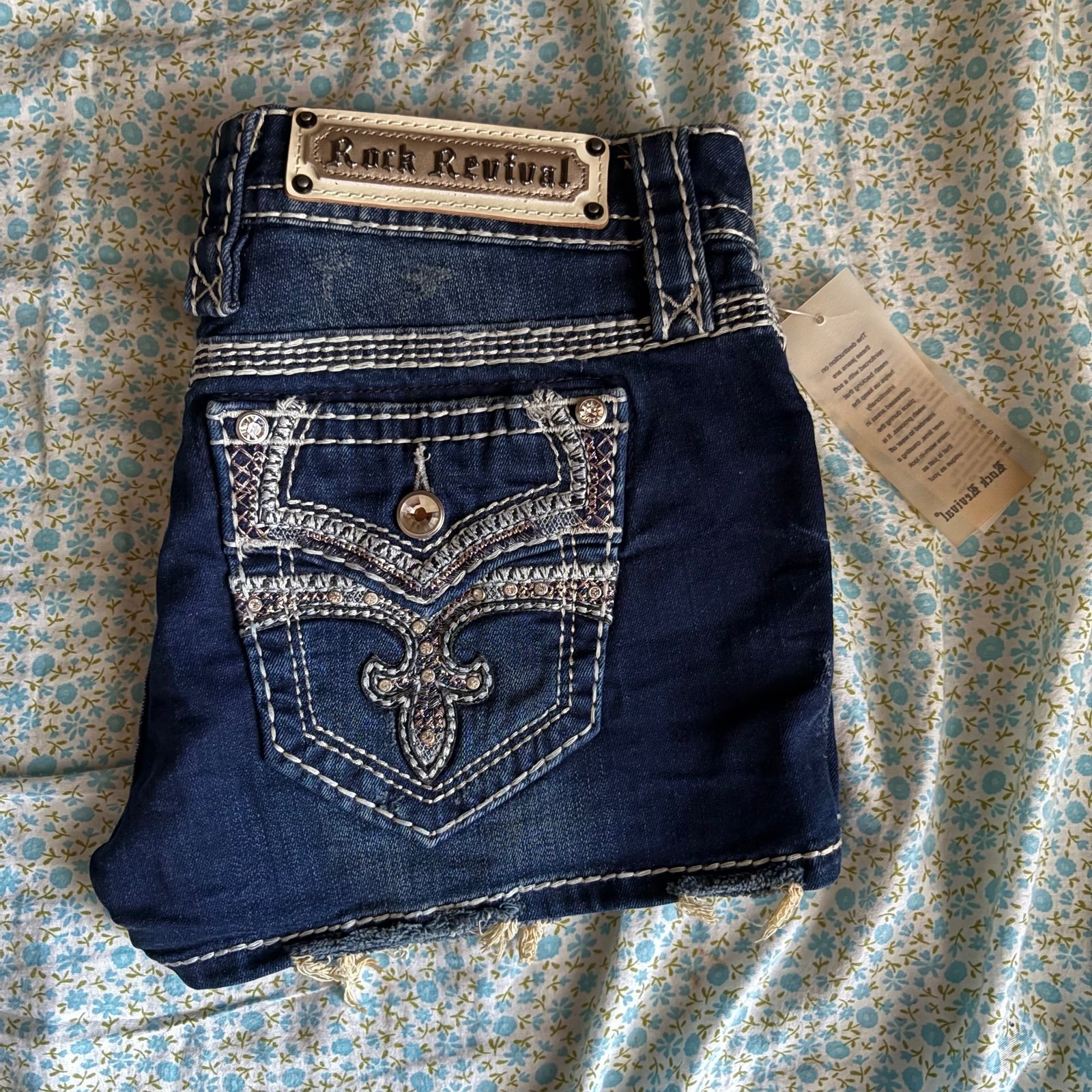 Rock Revival Shorts size 27