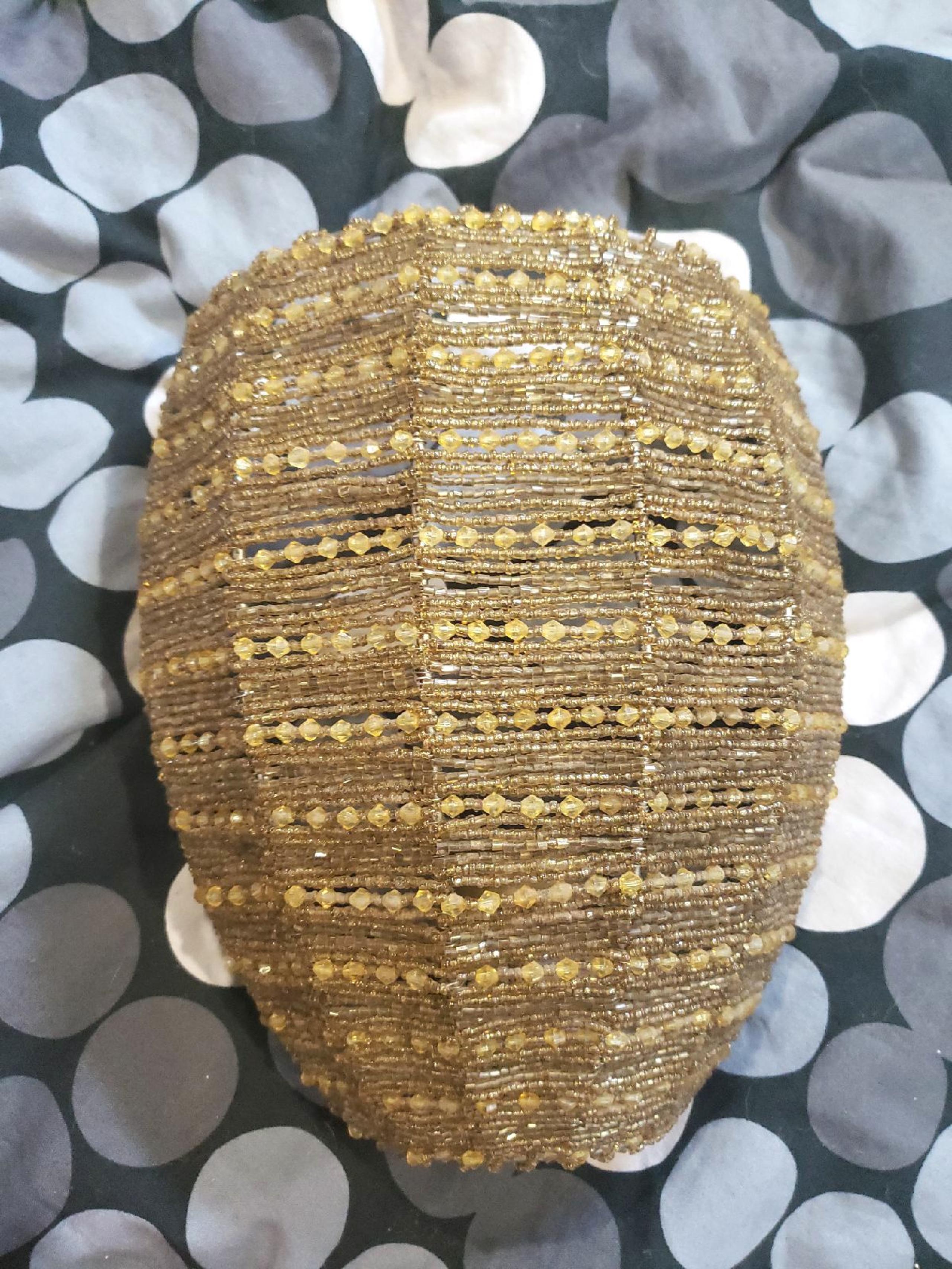 Wall candle holder