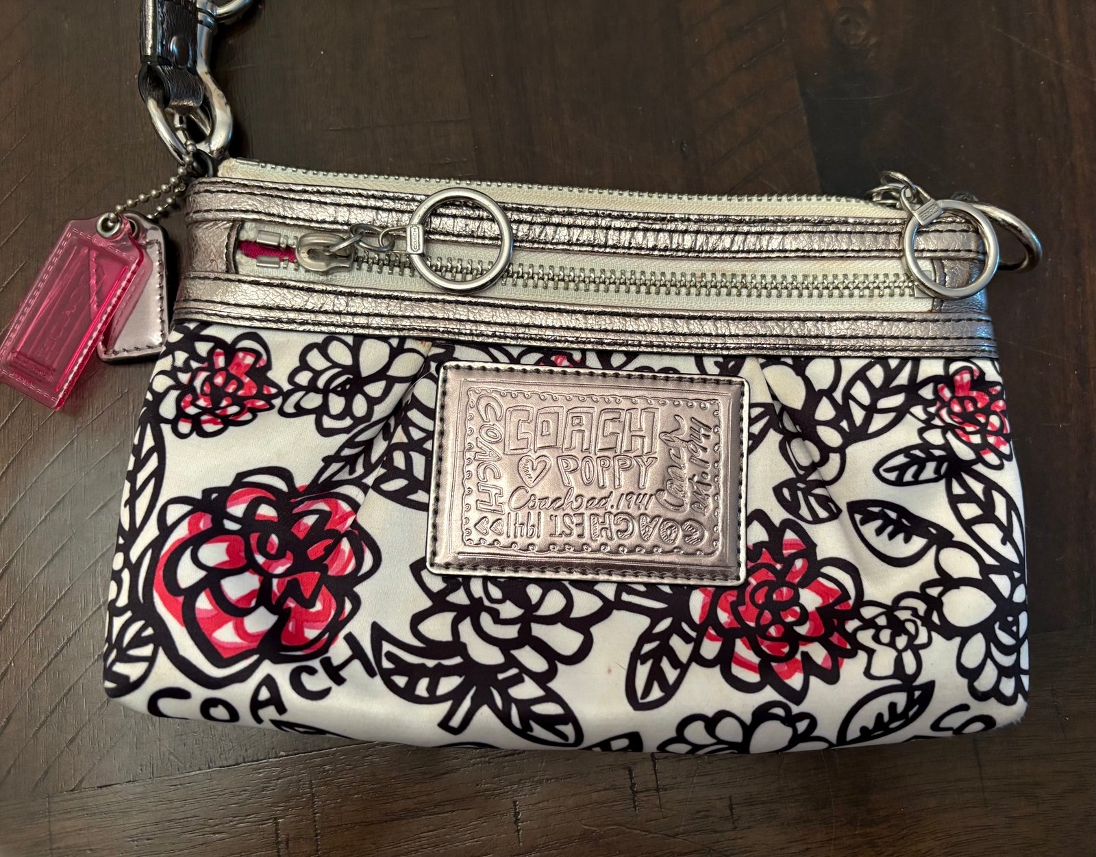 Vintage Coach Poppy Graffiti Floral Clutch black pink small handbag