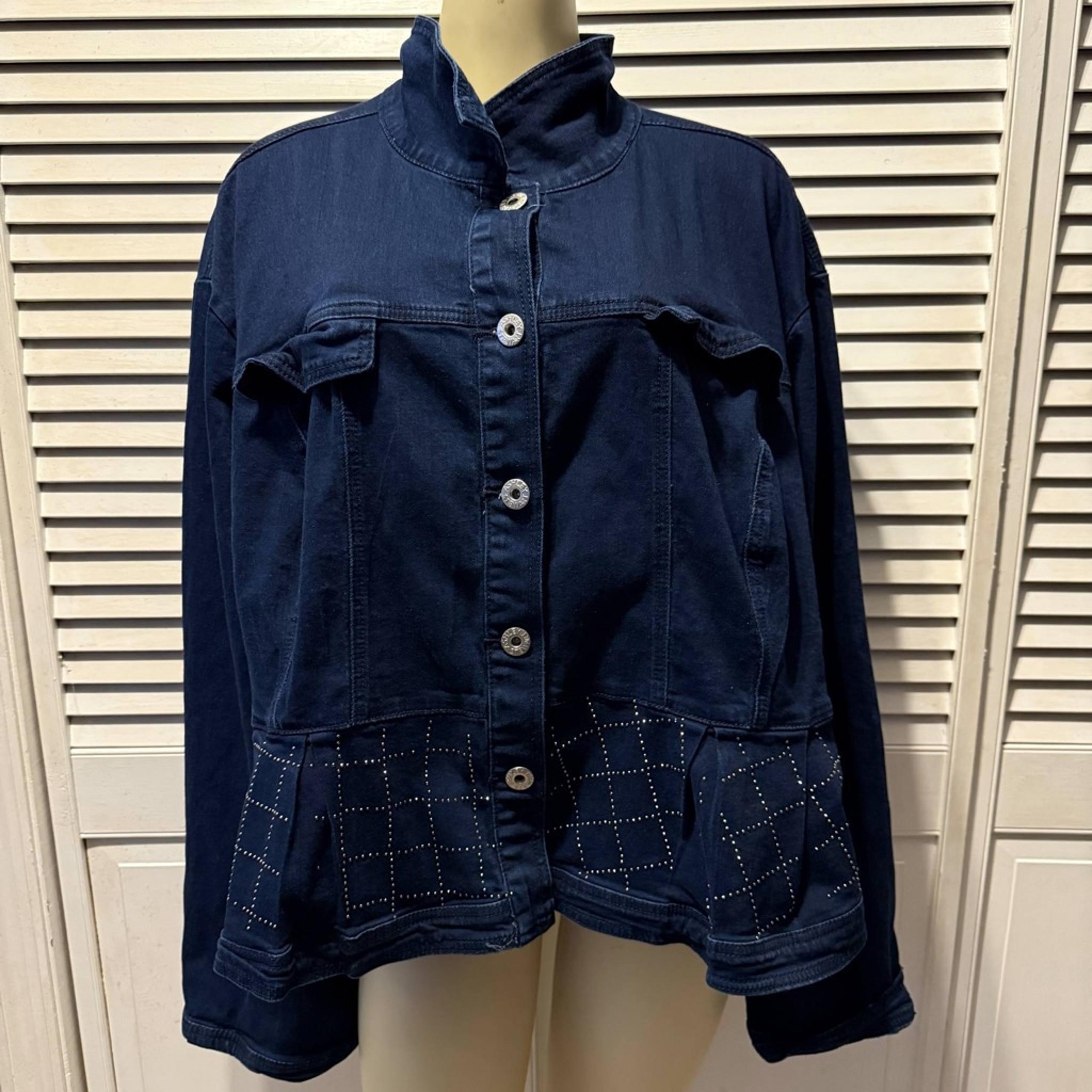 Women's Ashley Stewart Denim Jacket Size 30/32 Blue