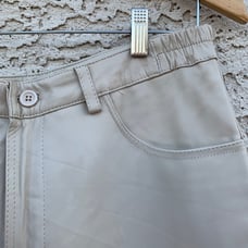 eXcelled 100% leather crème pants size 10 REG