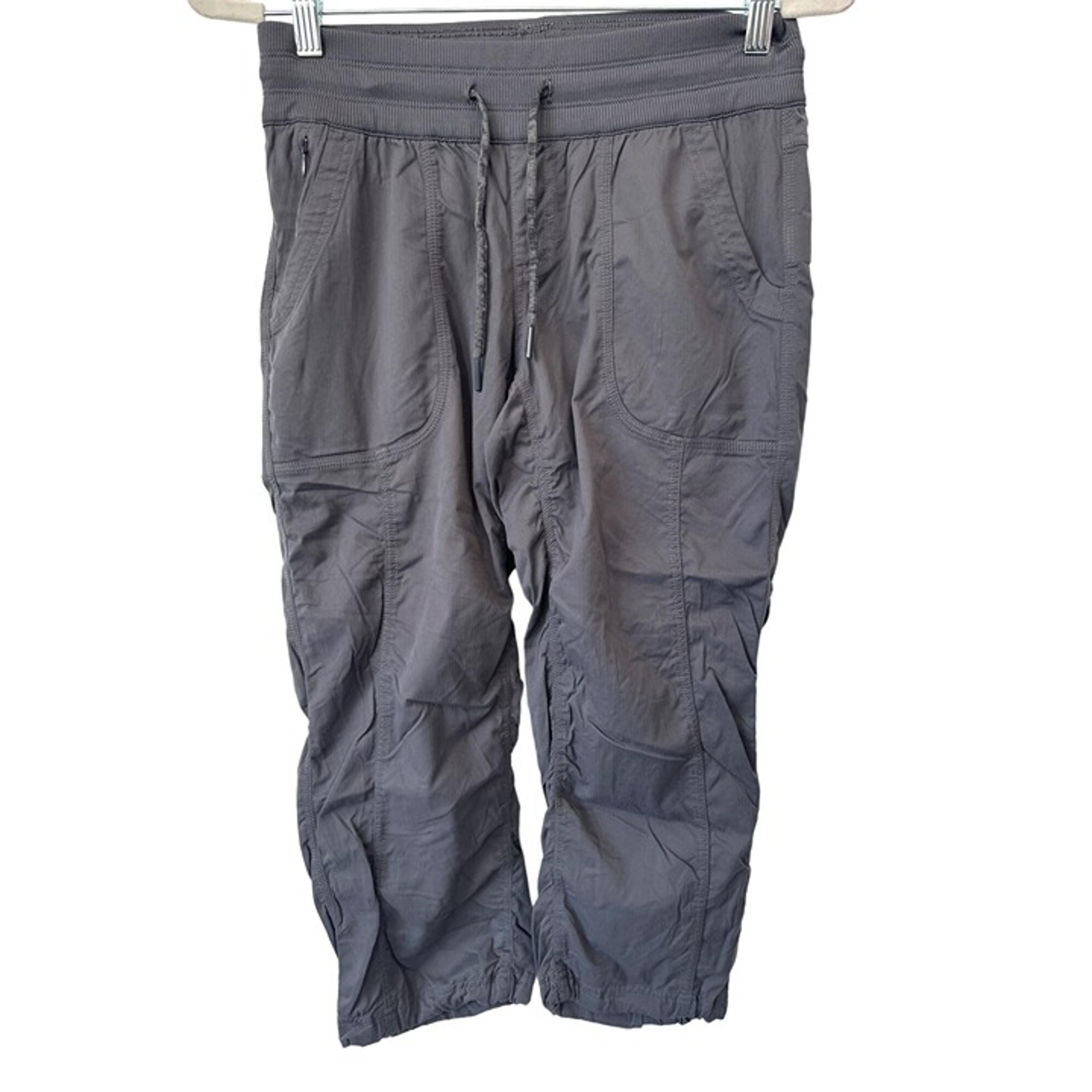 The North Face Pull-On Cropped Hiking Pants Women S Gray Outdoor Travel Camping