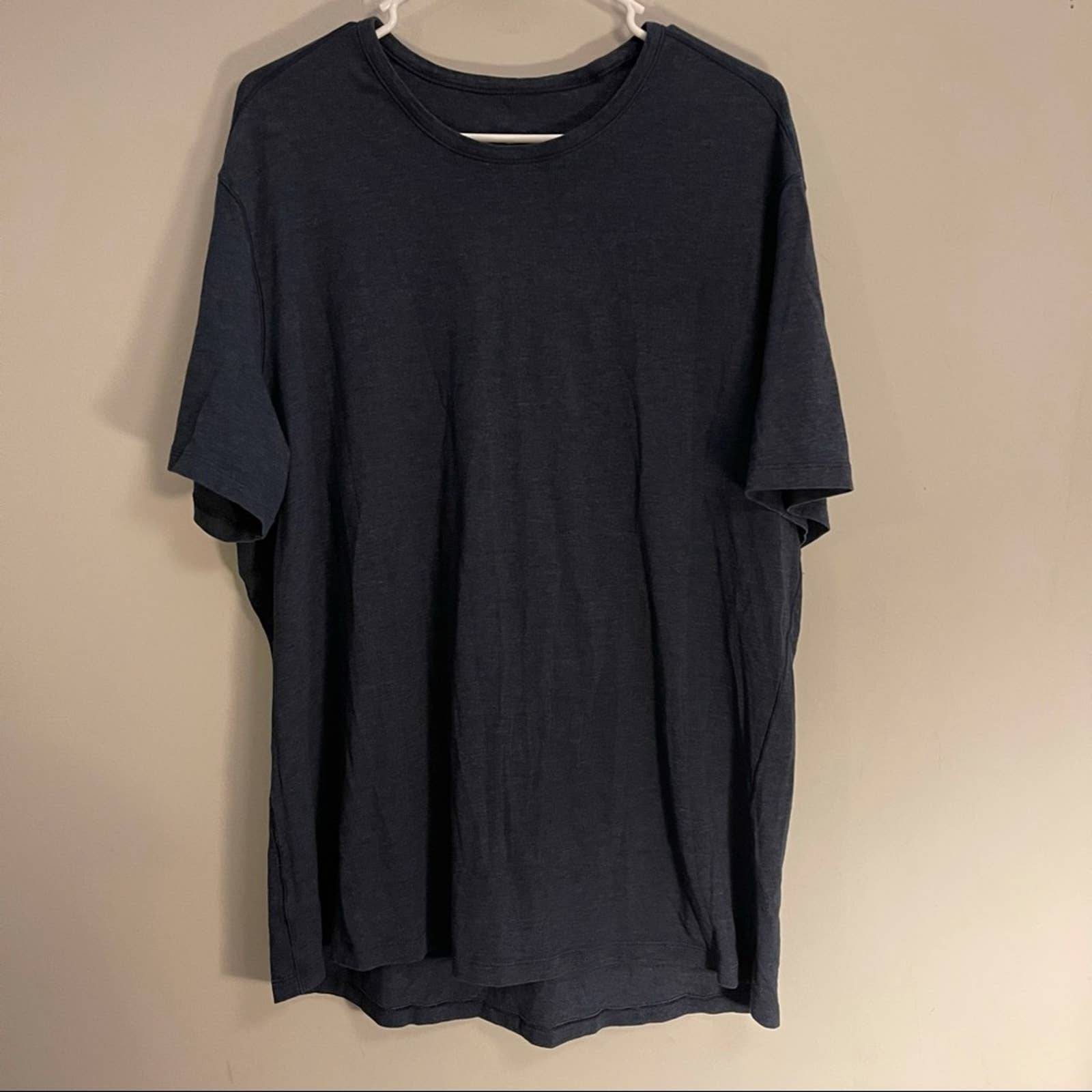 Lululemon Mens Shirt