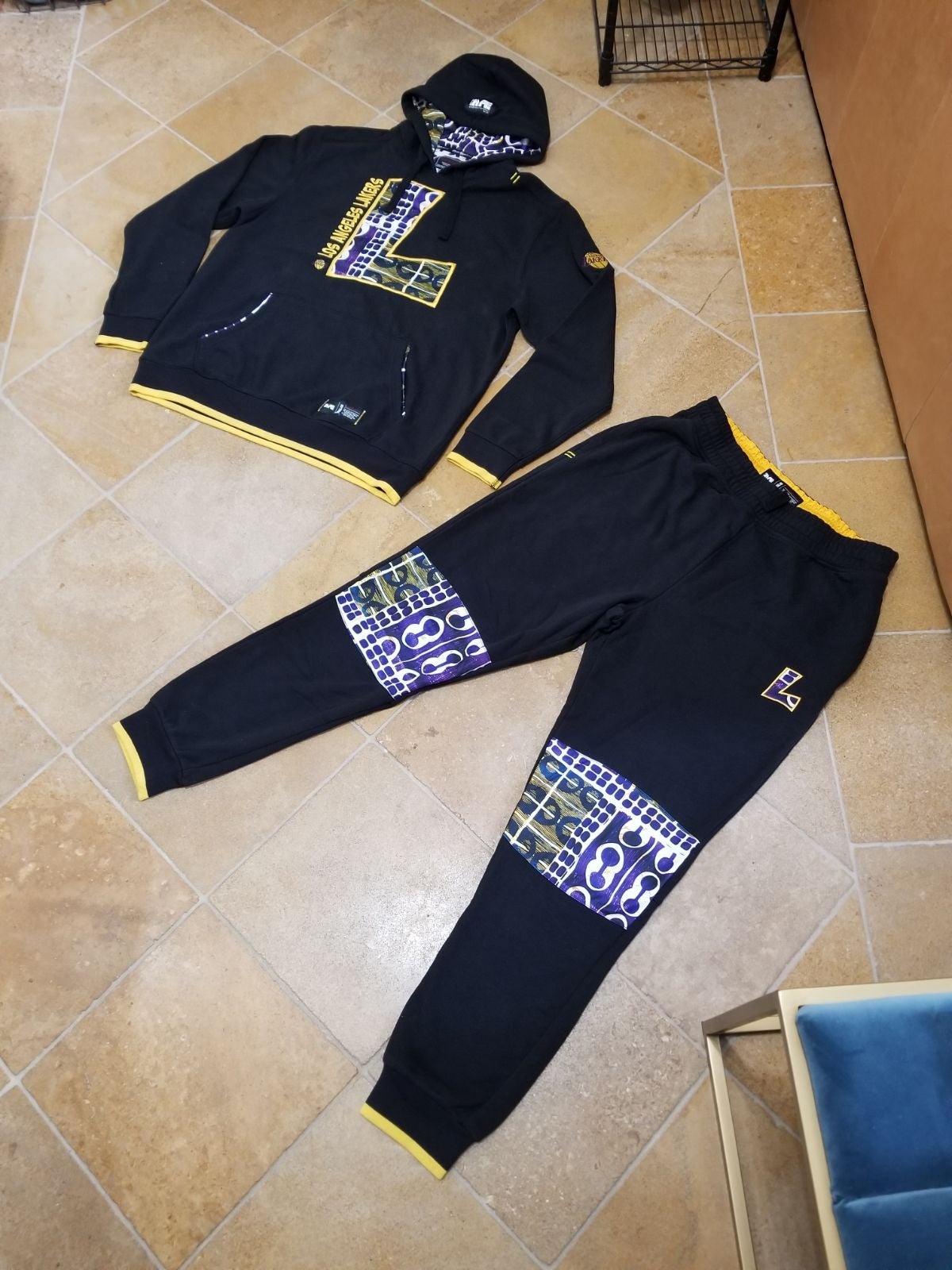 LA Lakers Two Hype tracksuit Large Men's SHIP FAST