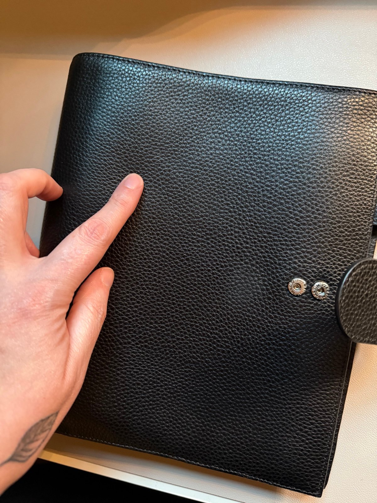 Moterm Black Pebbled A5 Rings with Silver Rings