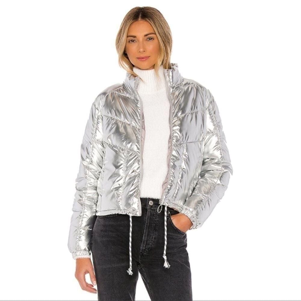 CENTRAL PARK WEST SILVER CROPPED PUFFER REVOLVE JACKET XS