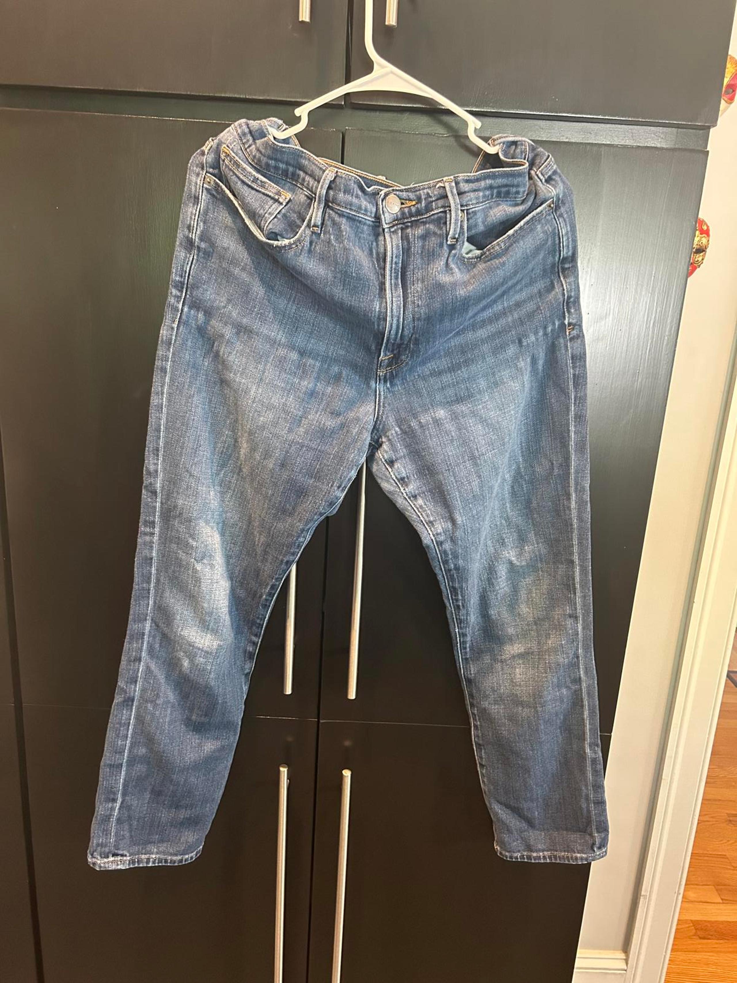 FRAME Le Beau Slim Jeans - Size 30