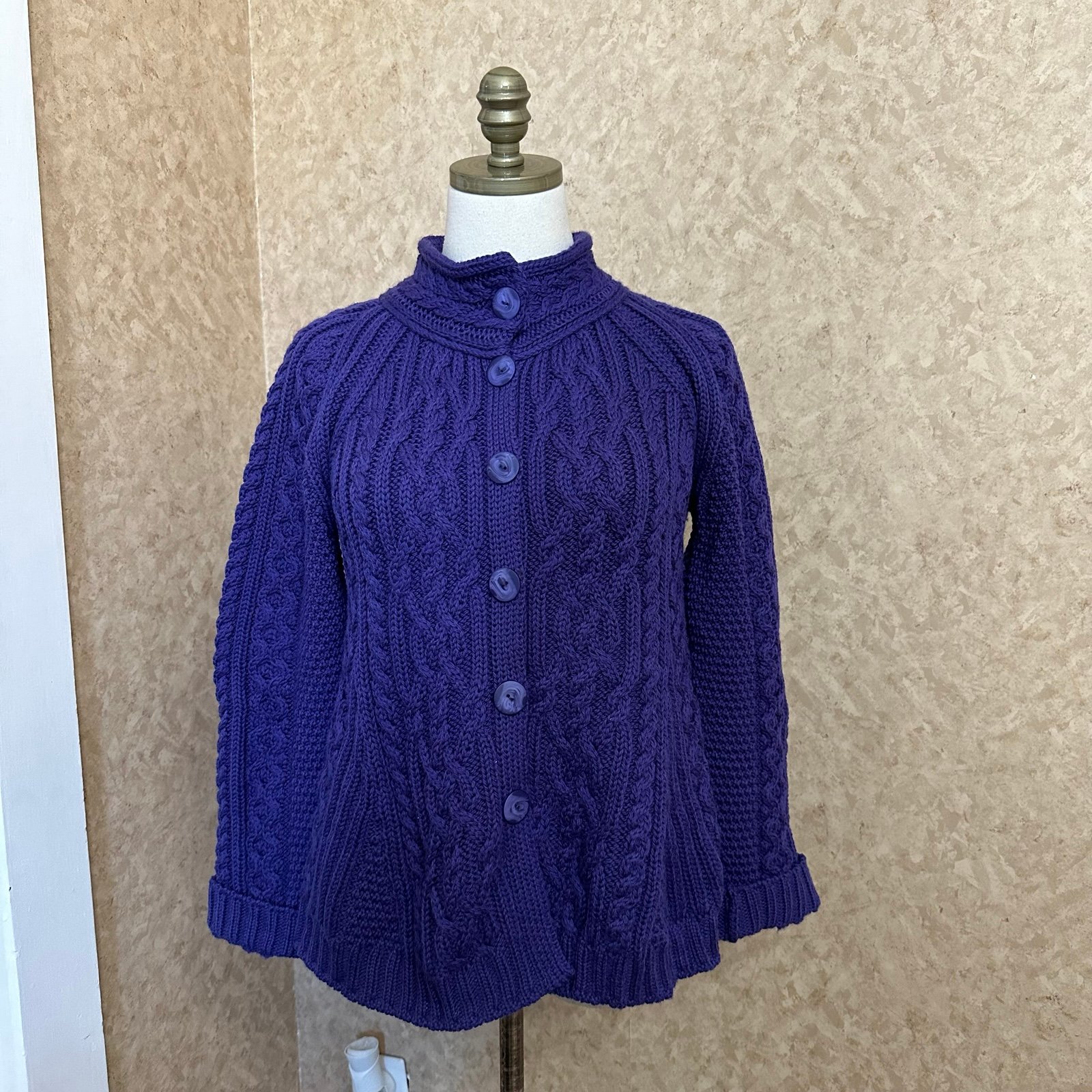 Aran Crafts 100% Merino Wool Purple Chunky Cable Knit Cardigan Button Front Size