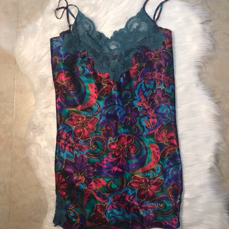 Gold Label Victoria Secret Night Slip