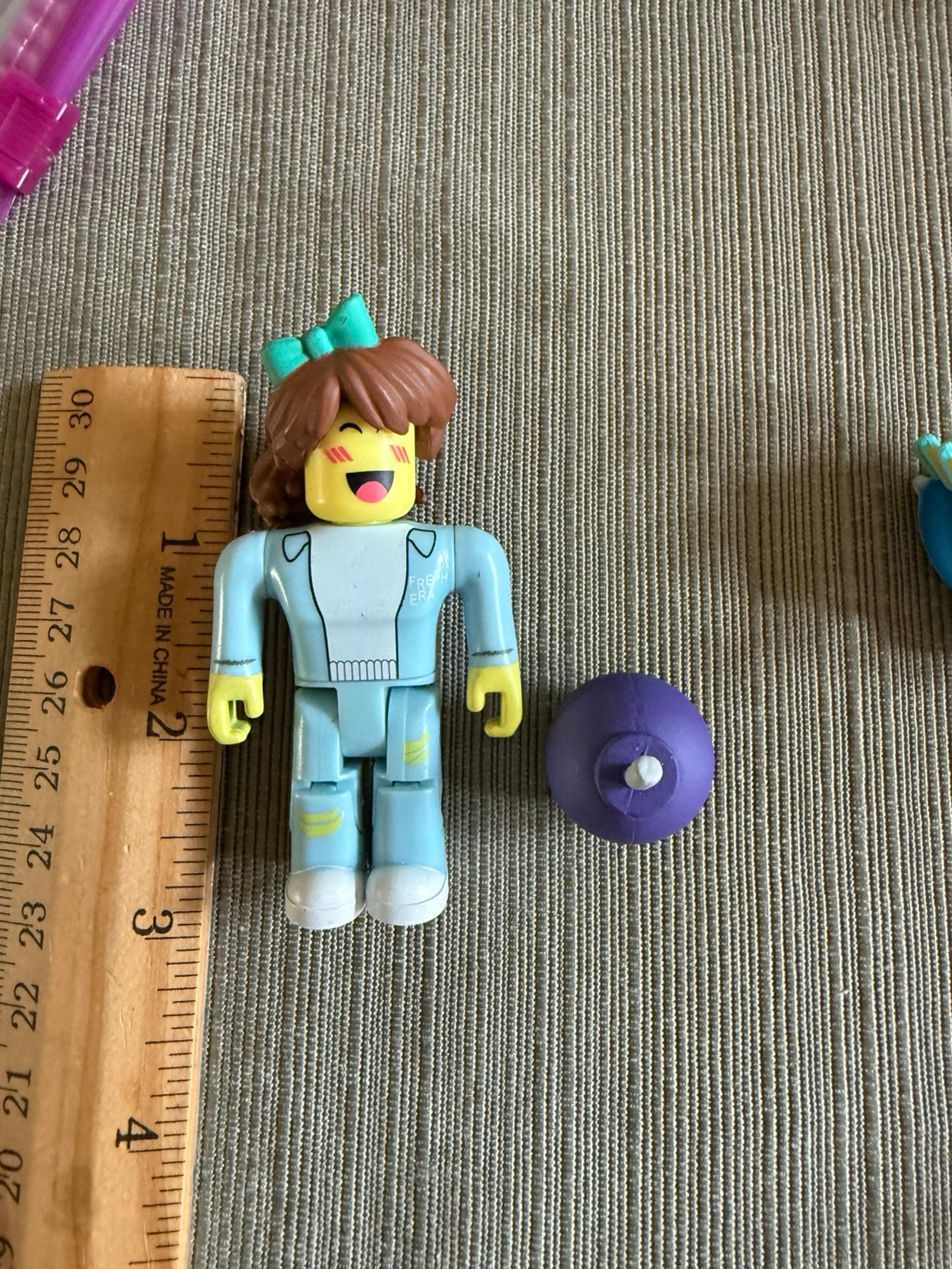 Roblox Action Figure, Celebrity  1 Super Bomb Survival Shopgirl