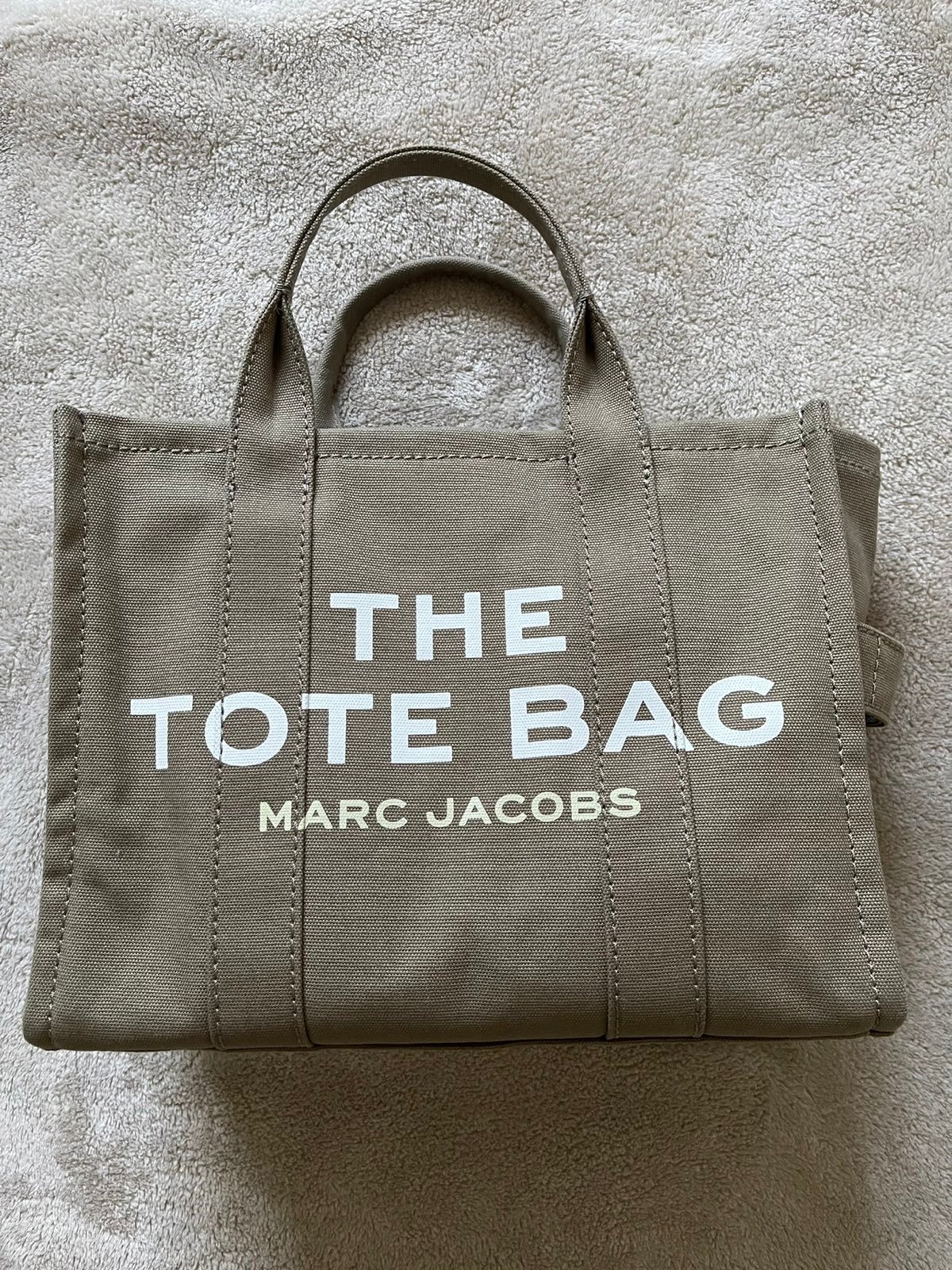 MARC JACOBS Green Tote Bags | Mercari MARC JACOBS Green Tote Bags | Mercari