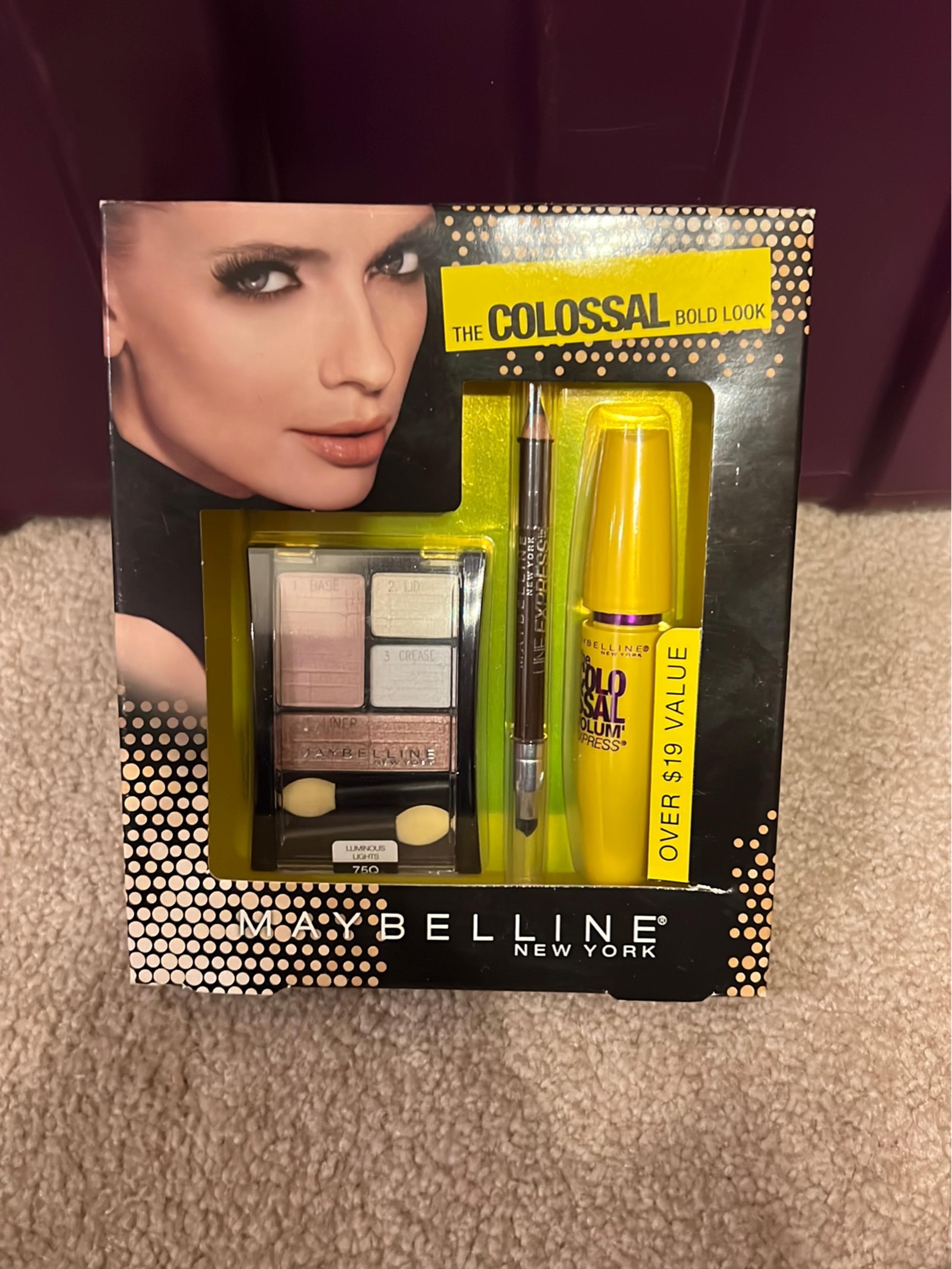 Maybelline New York makeup set