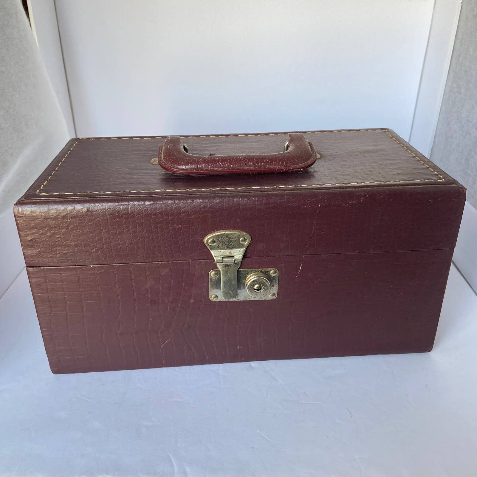 8 Track Carrying Case full 15 tapes Mixed Lot