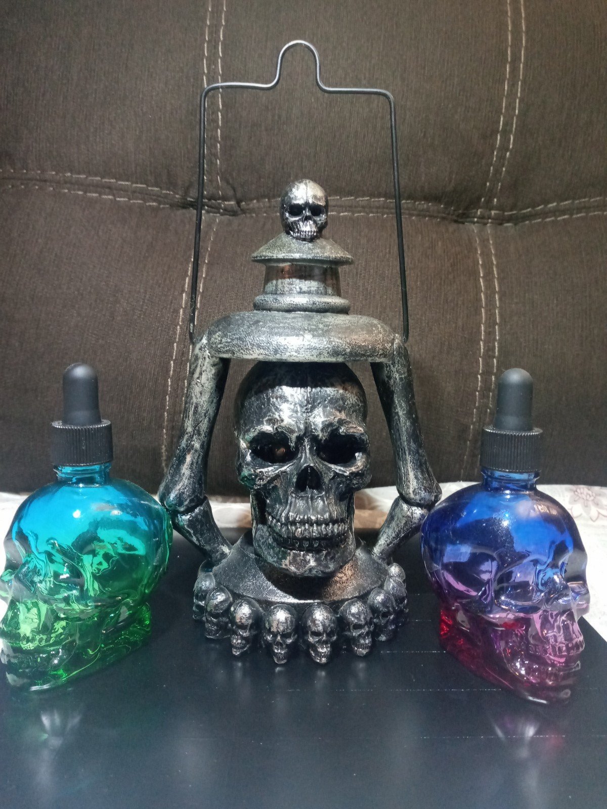 Graveyard Skull Lamp DWK