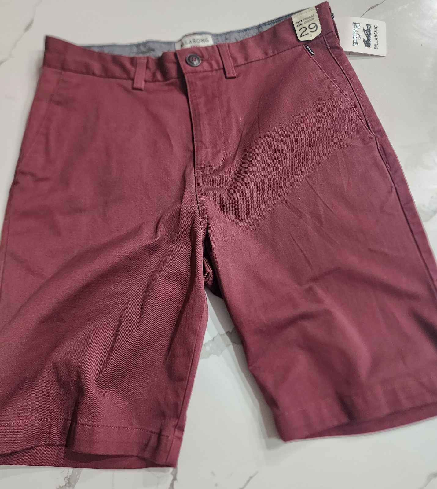Billabong Mens size 29 Maroon Button Closure Shorts. NWT.