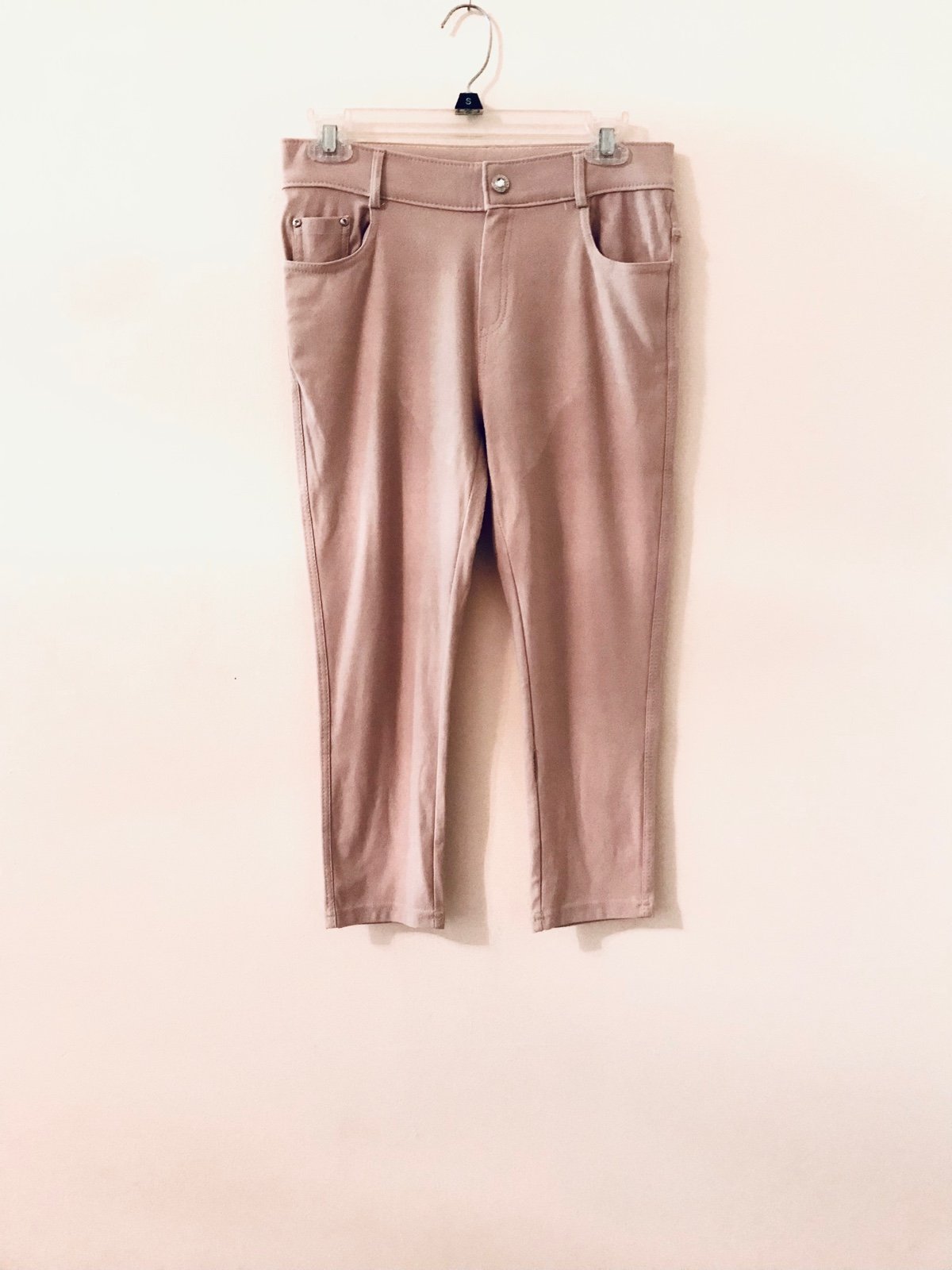 official quality Yelete M Size capris stile on pull Women official quality Yelete M Size capris stile on pull Women
