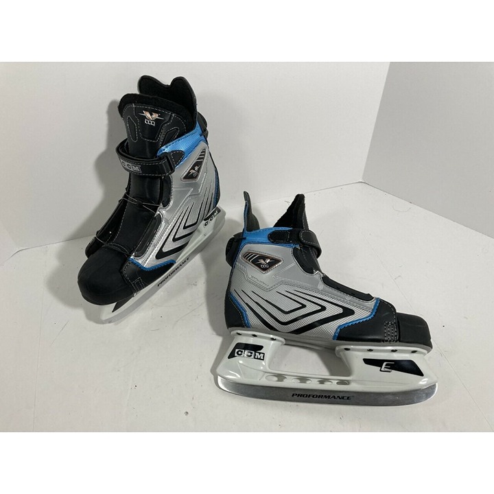 CCM Vector Boa Youth Size 5.5 Ice Hockey Skates New Without Tags