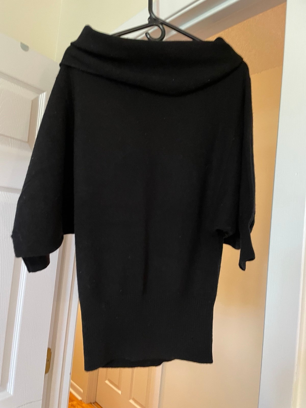 Anthropologie Cashmere Cowl Neck Sweater Black size XS. NWOT! Retail 220