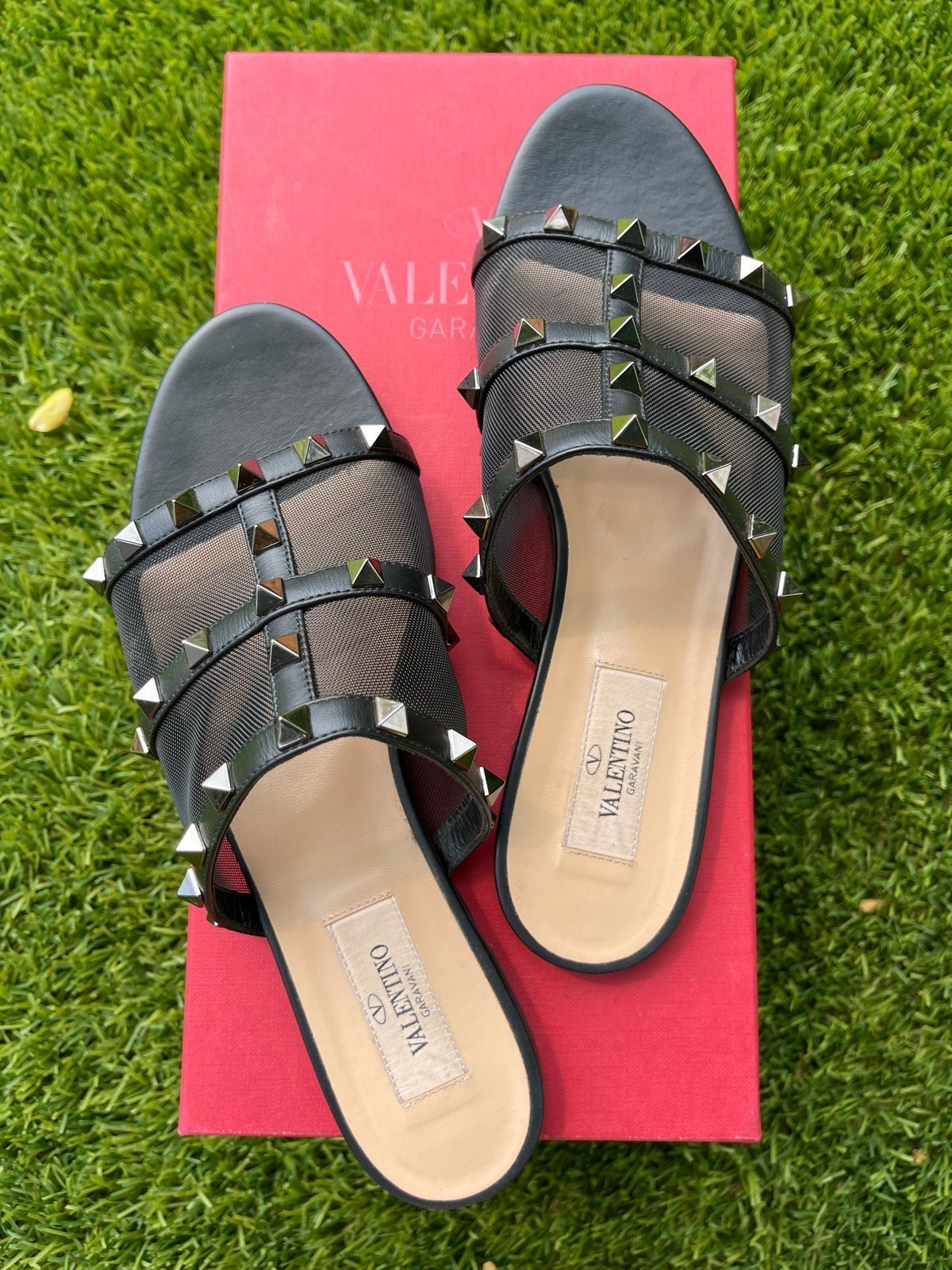 Valentino Garavani Slide Sandals | Mercari