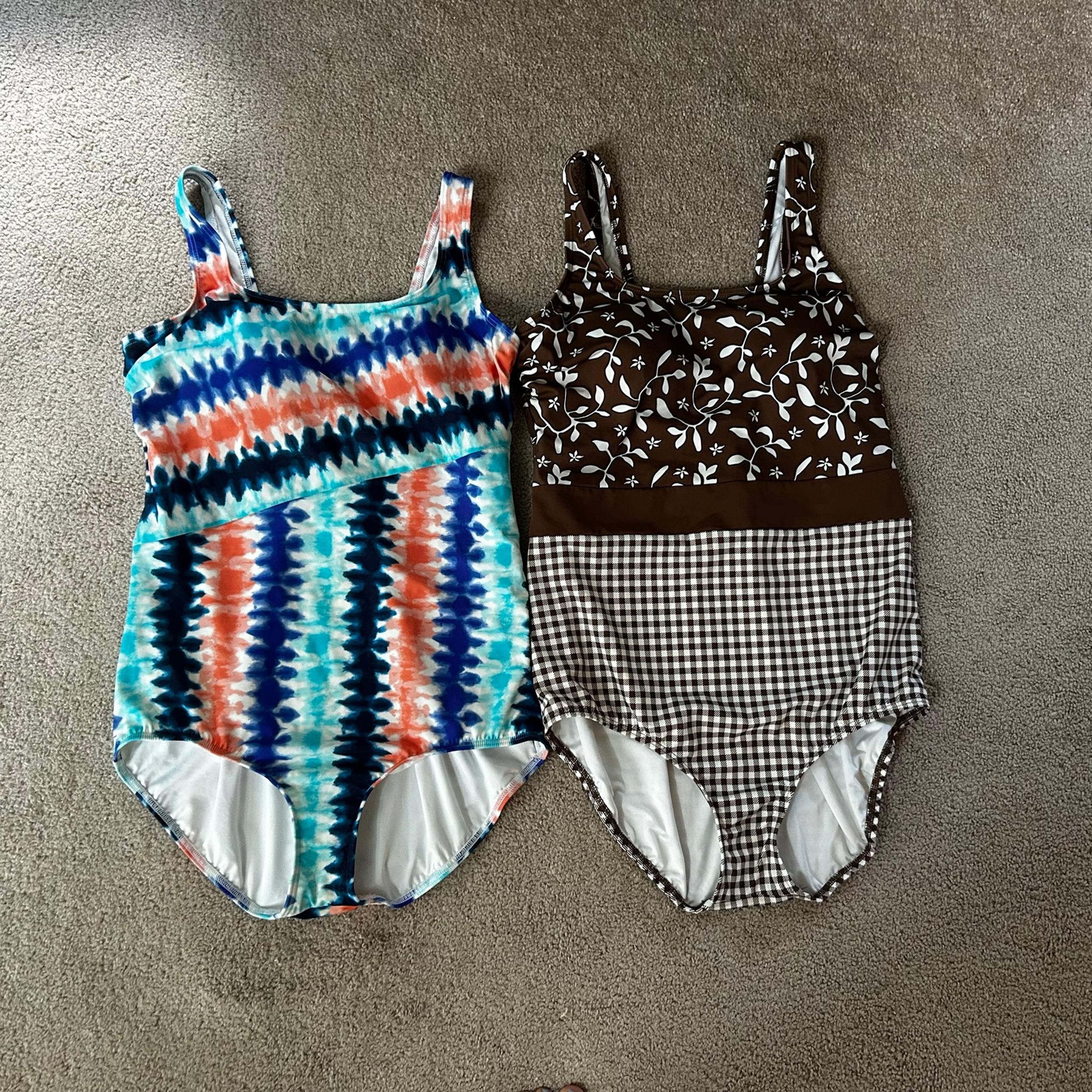 2 Women’s Land’s End One Piece Swimsuit Size 12L Long Very Gently Used