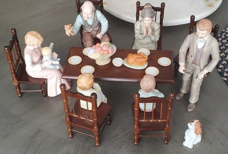 Vintage Enesco Set