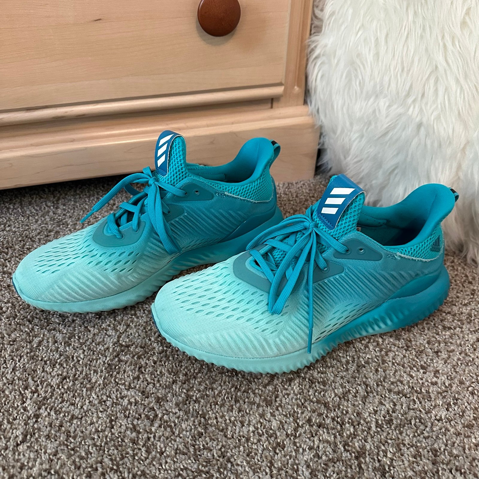 Adidas alphabounce
