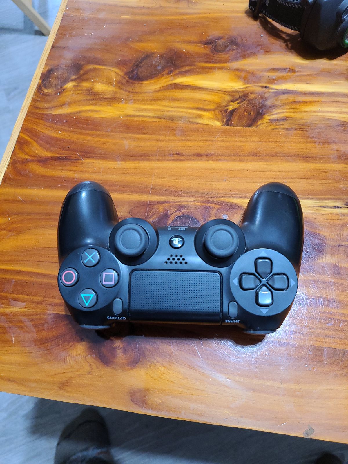 PS4 Controller