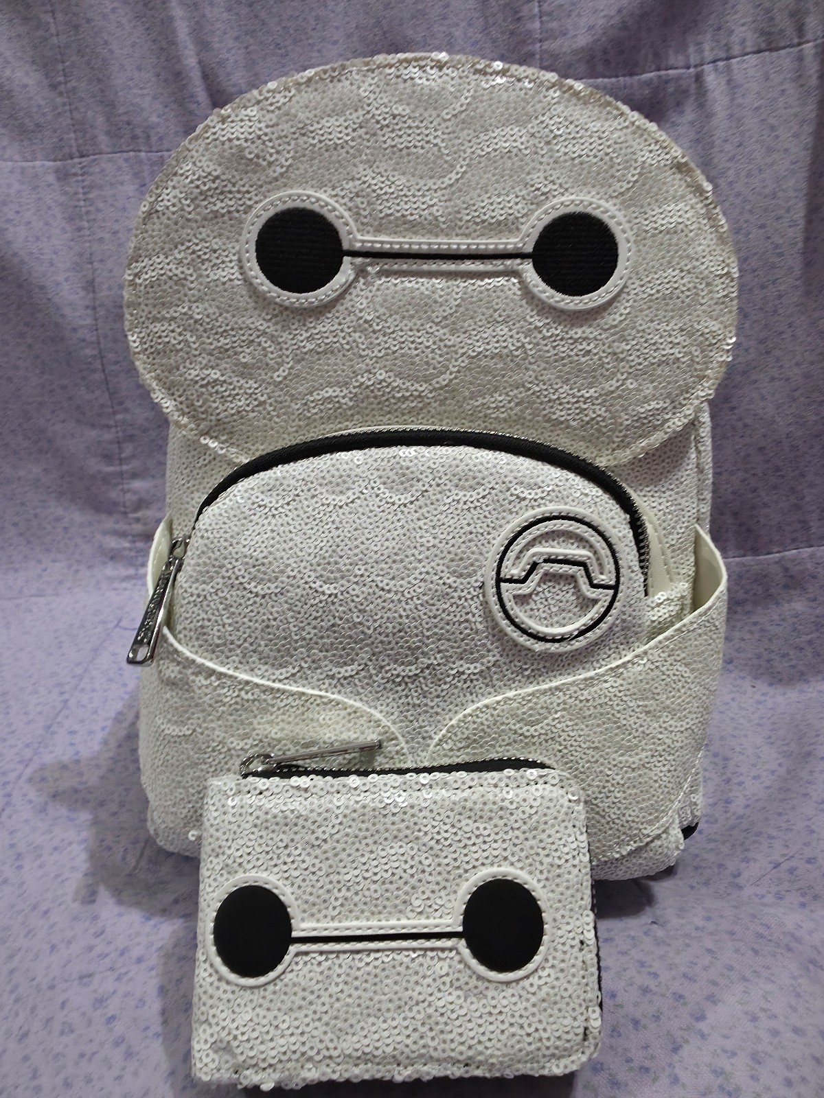 D23 Exclusive Baymax Glow in the Dark set