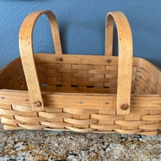 Longaberger vintage collectible preowned small gathering with double swinging ha