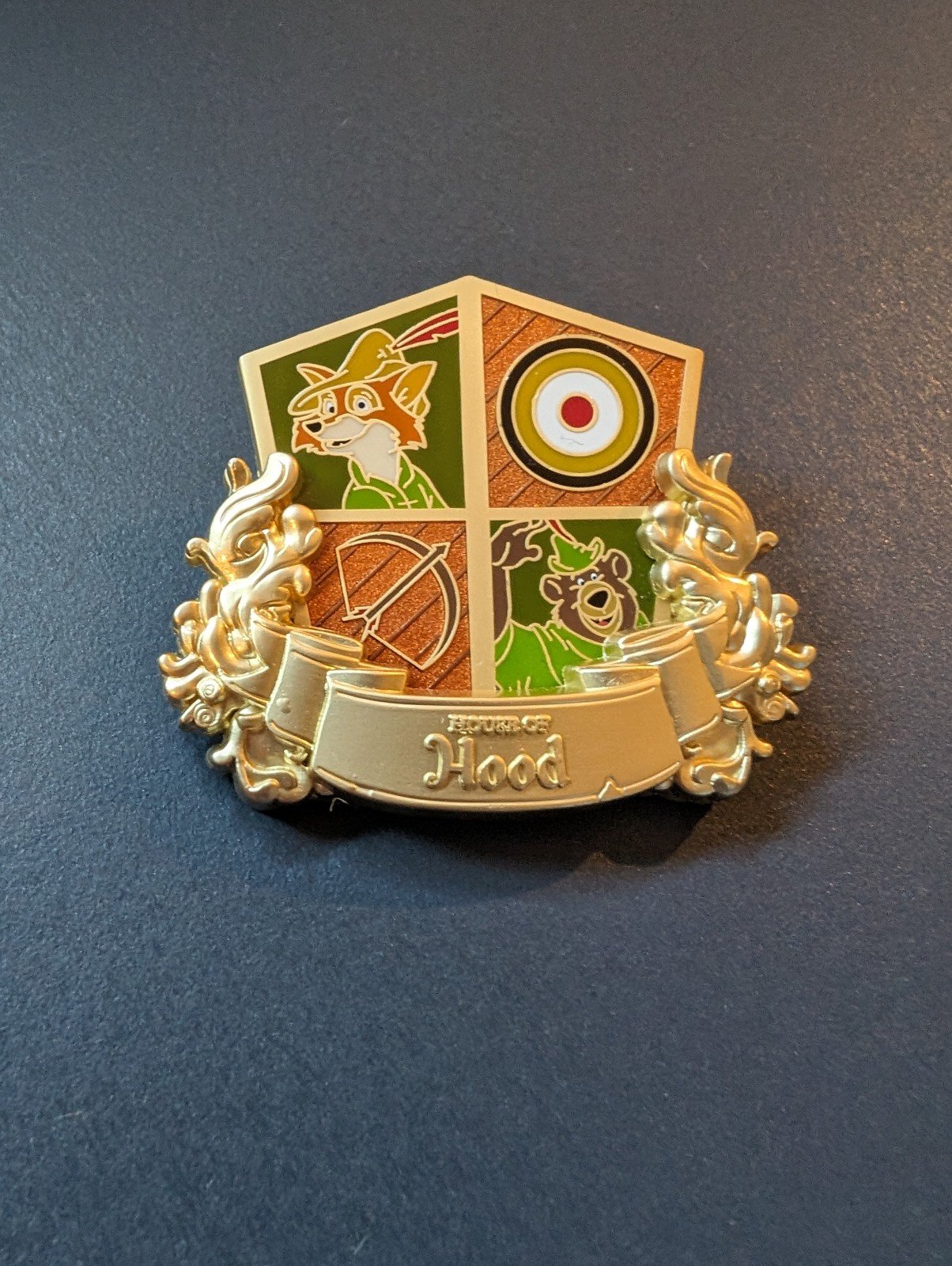 Disney Robin Hood Crest Pin