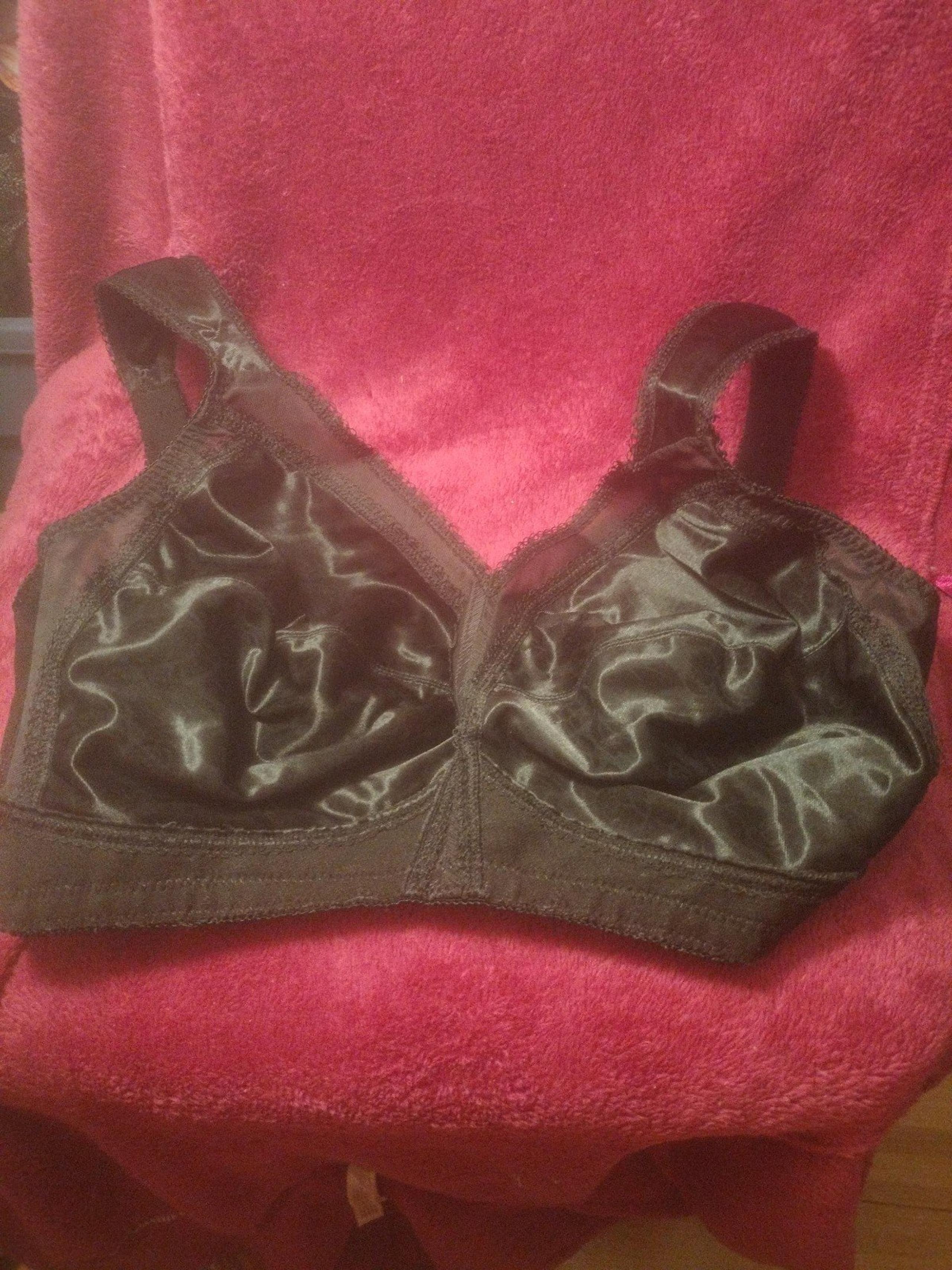 Bra 38DD