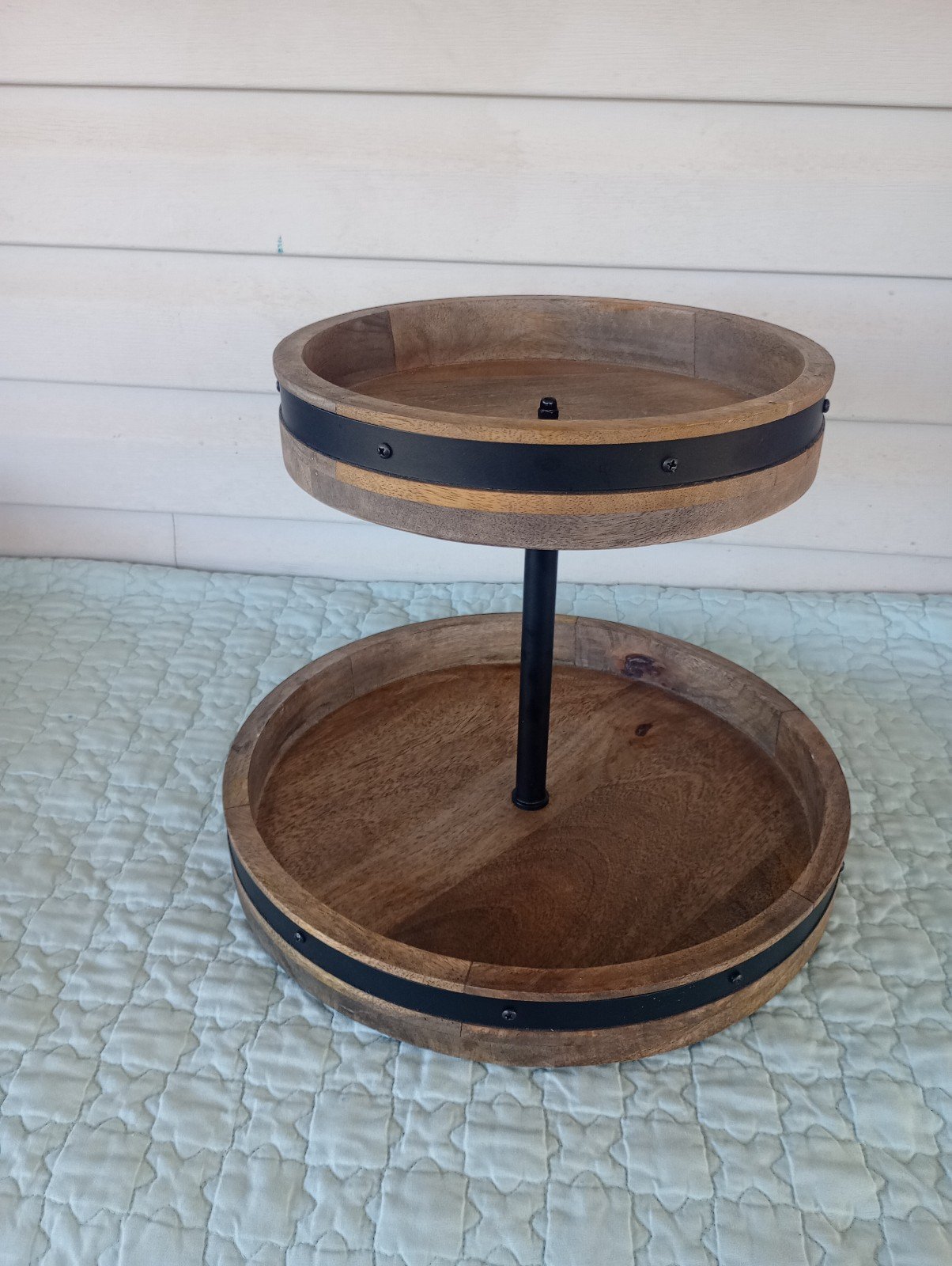 Mikasa Lazy Susan 2-tier Rotating Spinning Mango Wood - Brown - detail