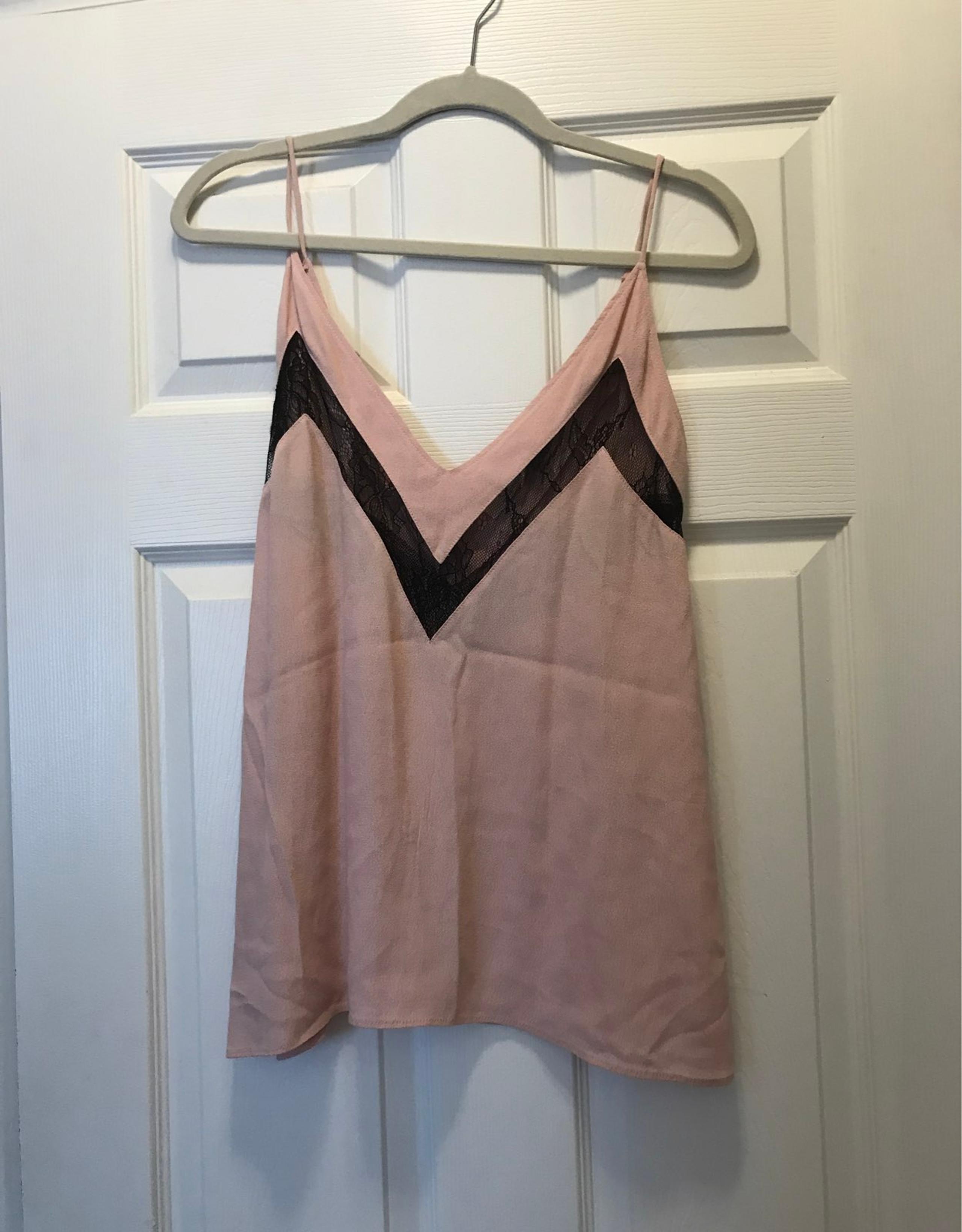 Lovers + Friends lace camisole szM