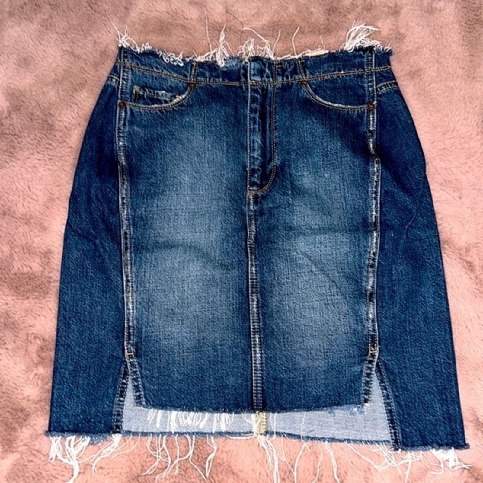 PAIGE Cute Denim Skirt Size 27