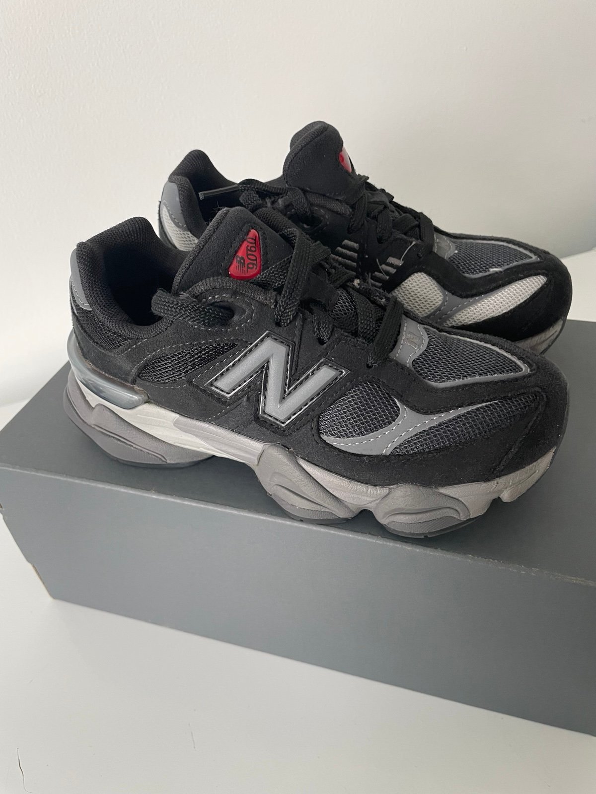 Kids New Balance 9060