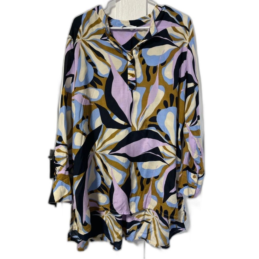 Noen Floral art to wear tunic blouse size large