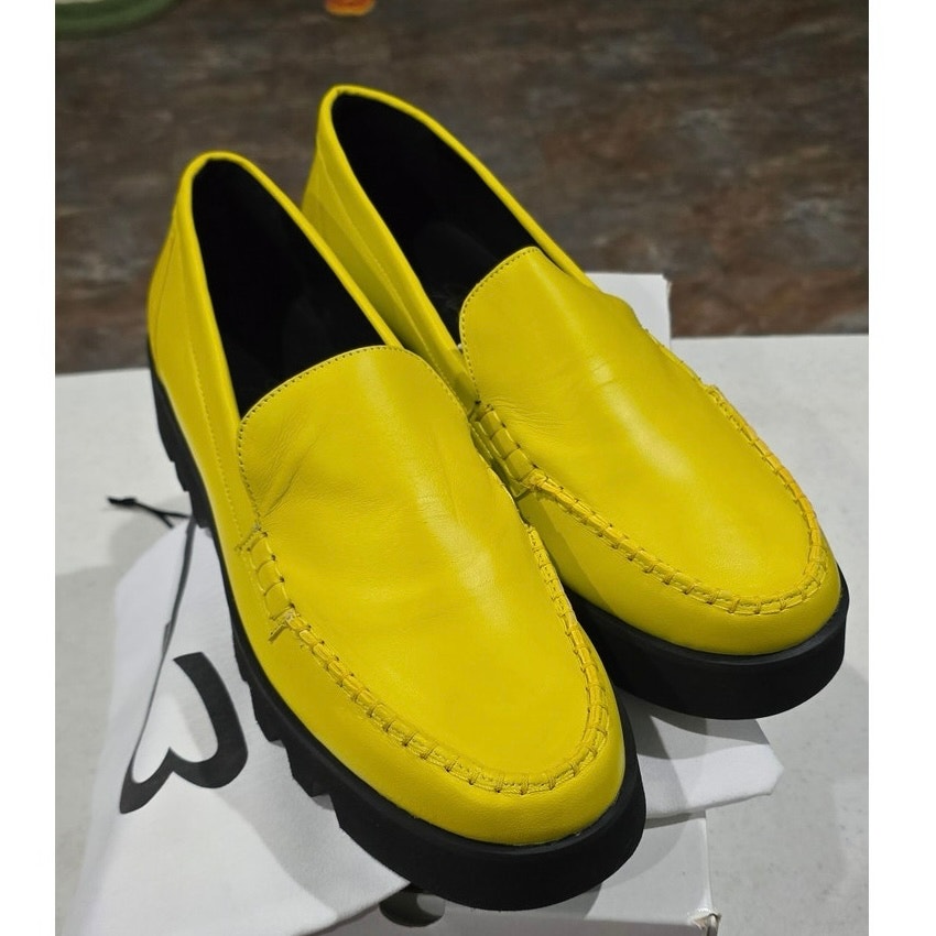 Etta Grove Kaela key lime lug sole loafer 12.5 medium women's