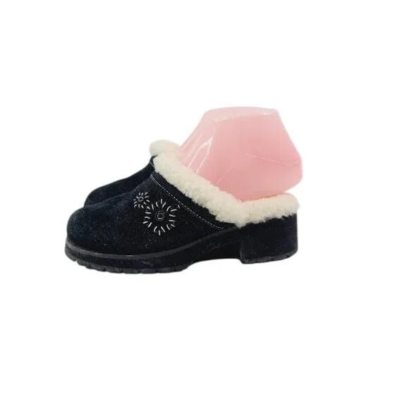 UGG Girl's Black Sheepskin Fur Slip-On Block Heel Winter Casual Clogs Size 3