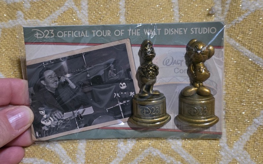 D23 Walt Disney Studios Tour Pin Set – Mickey & Donald- exclusive