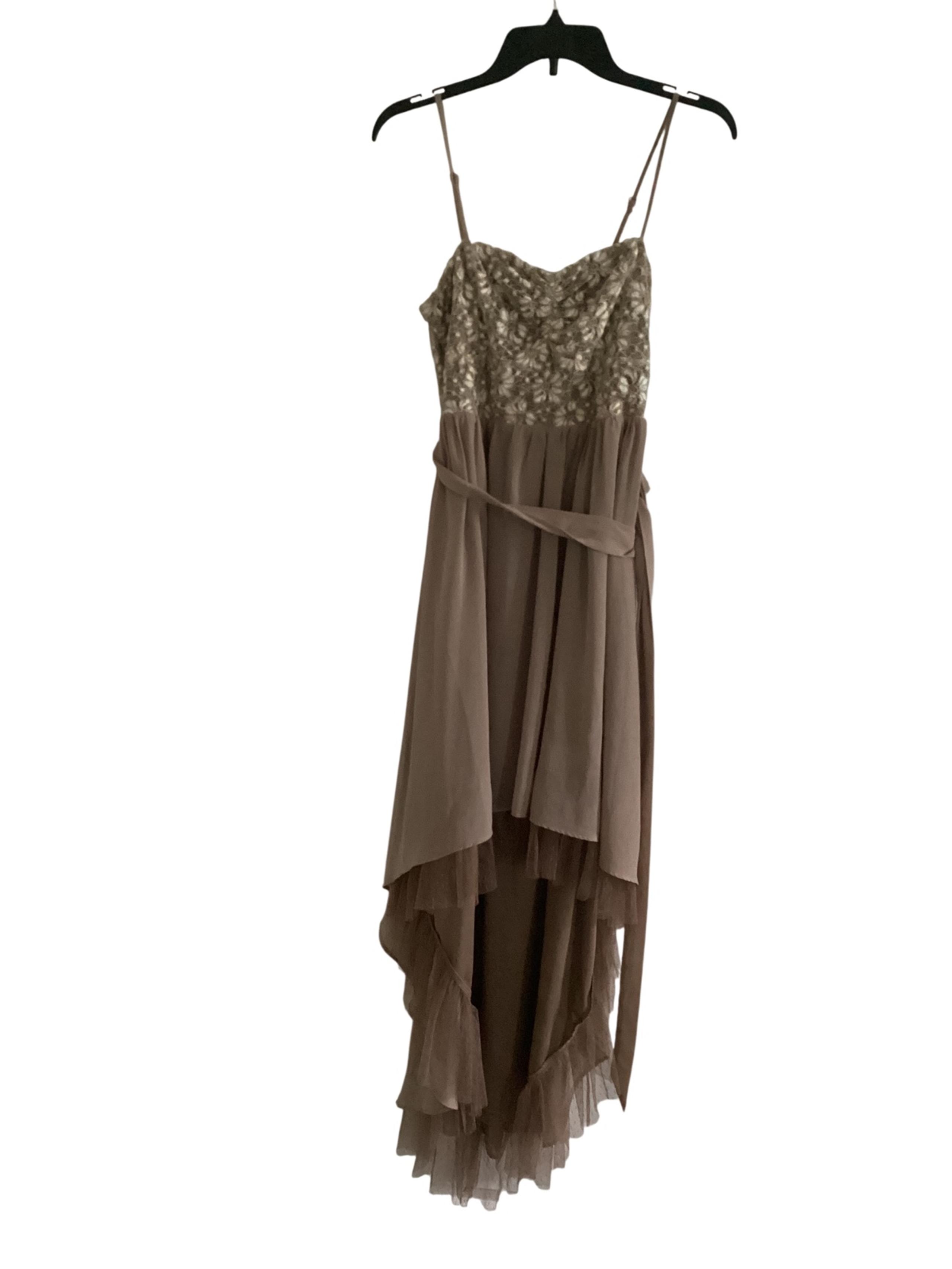 A Reve  Women’s Floral  Lace Maxi Dress Size S Color Greige