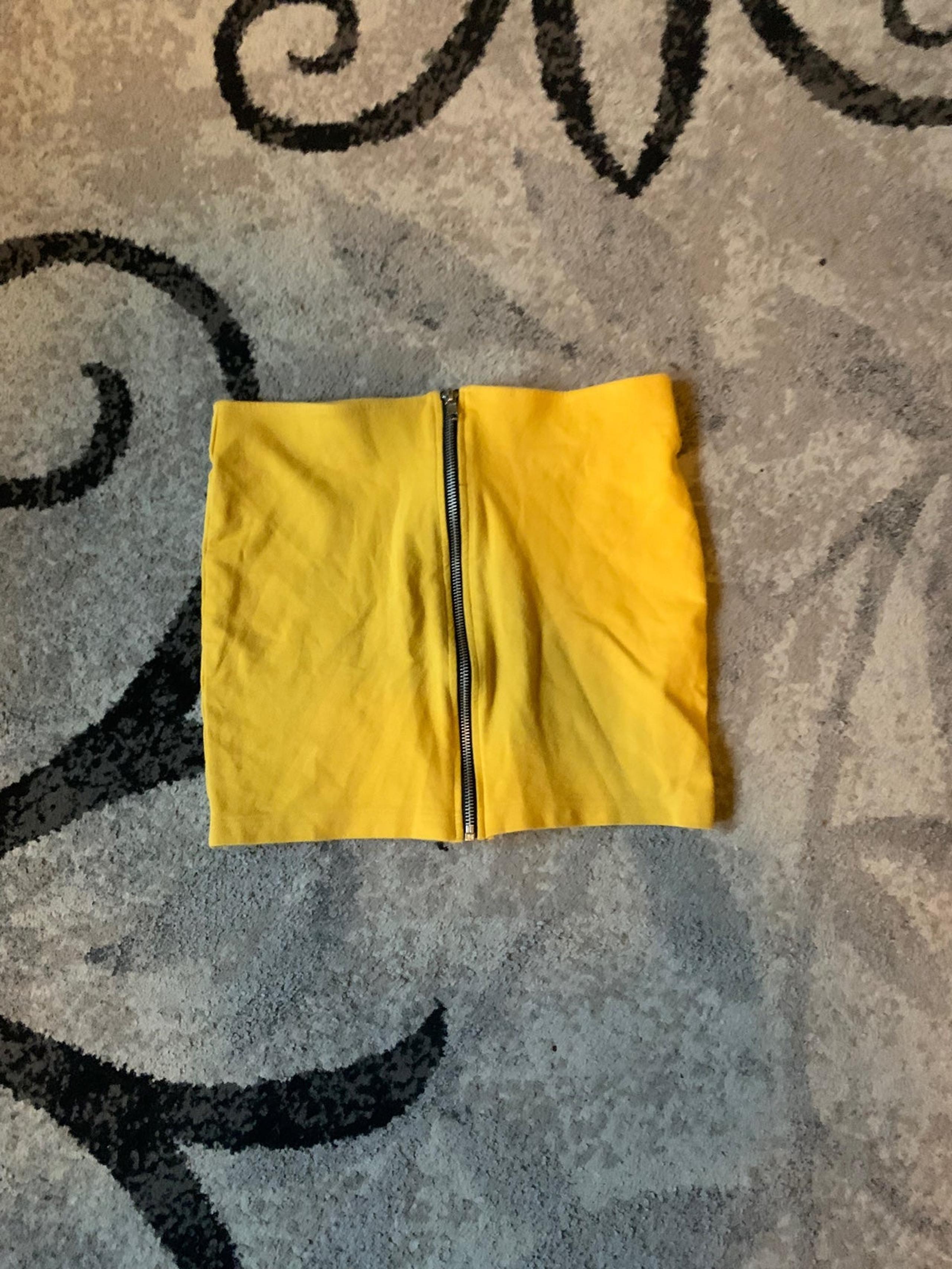 H & M Zipper Skirt - H&M