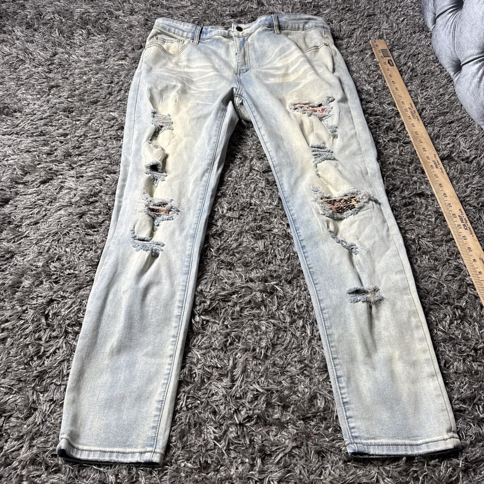 AMIRI Men's denim jeans size 40 stretch cotton blend USA distressed