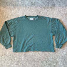 TNA Aritzia Crewneck Cozy Sweatshirt Cut Off Hem Green Size 3 Large